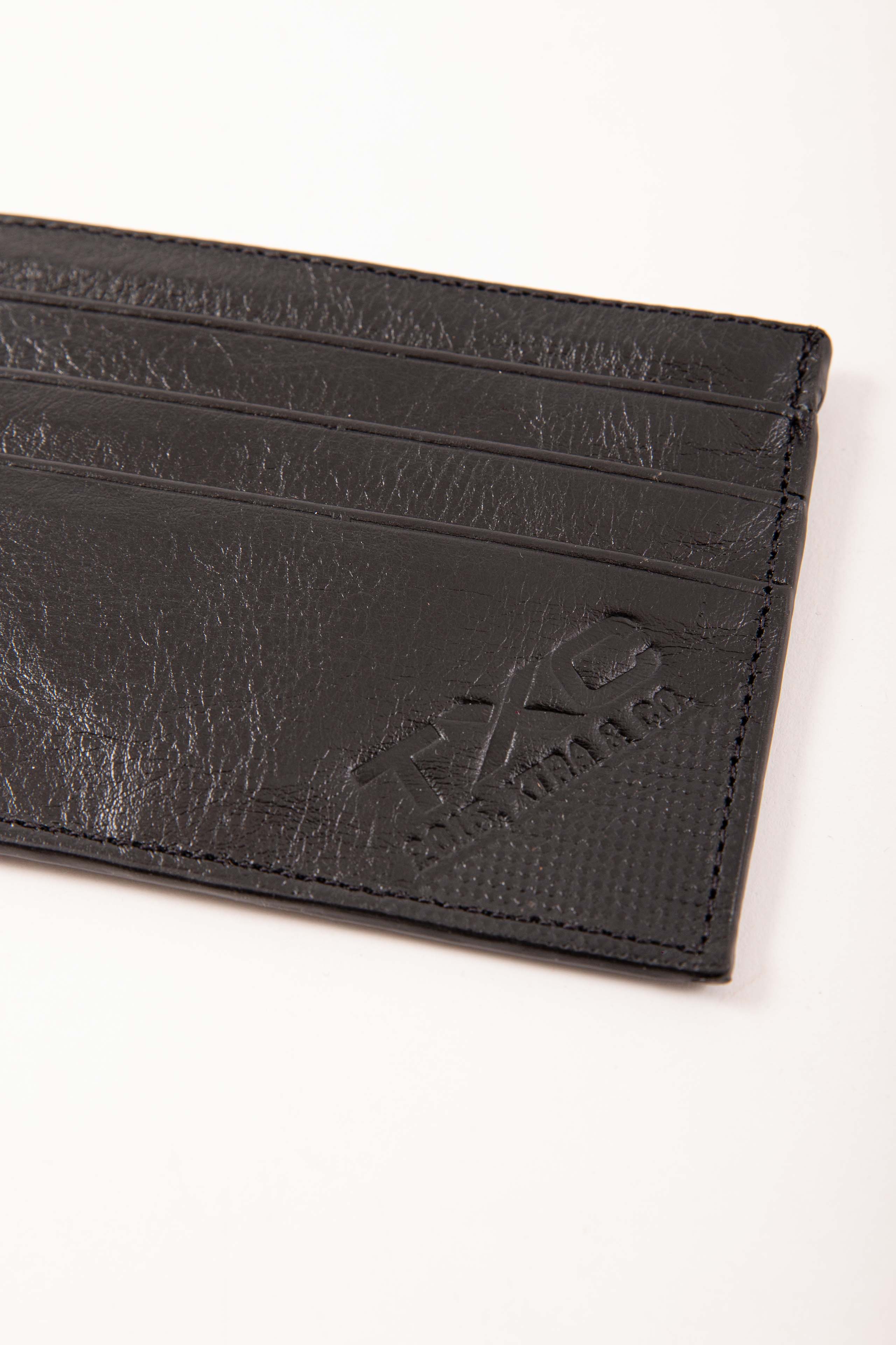 Imagem do produto 9896779284781 da cor 0002