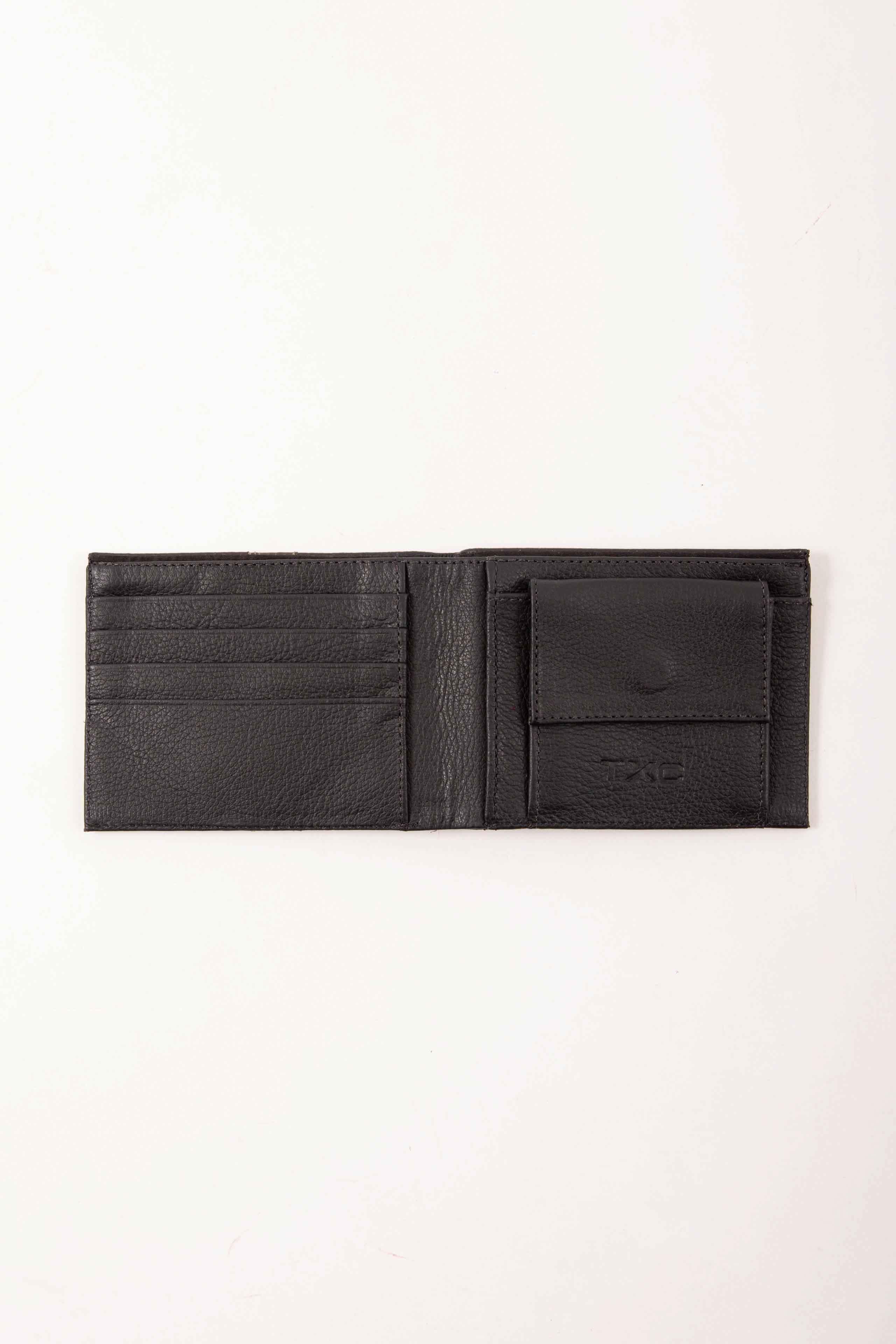 Imagem do produto 9896779383085 da cor 0002