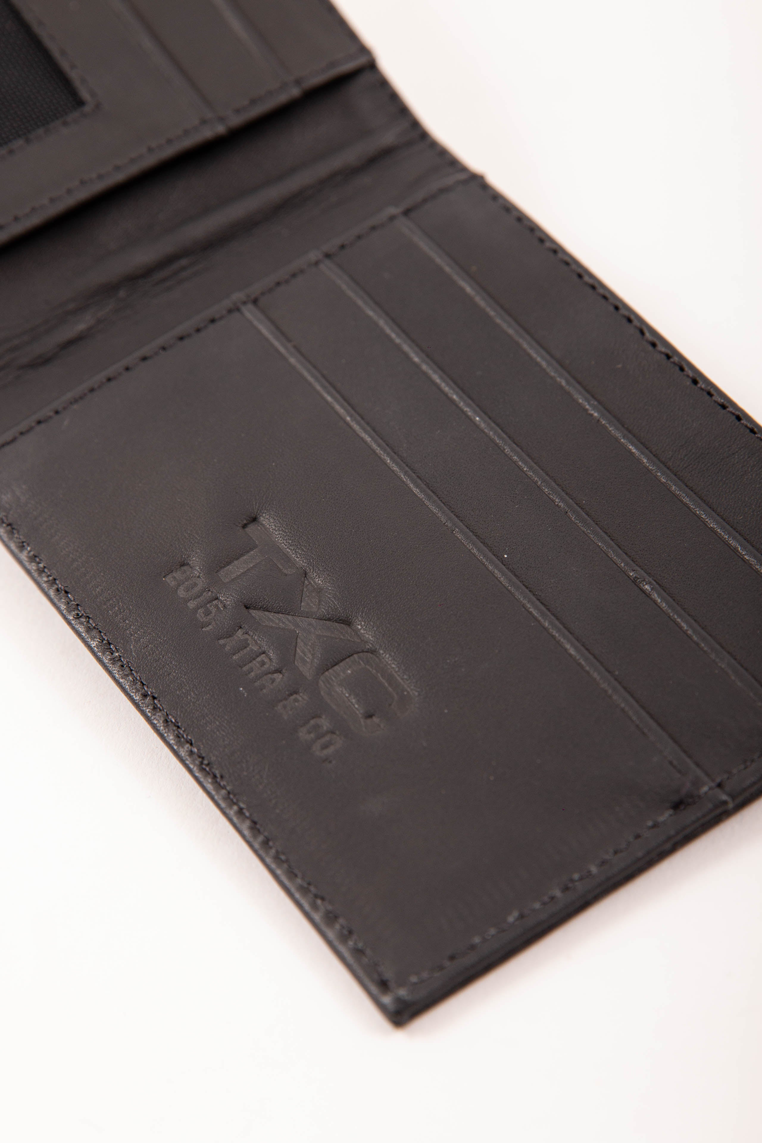 Imagem do produto 9896779448621 da cor 0002