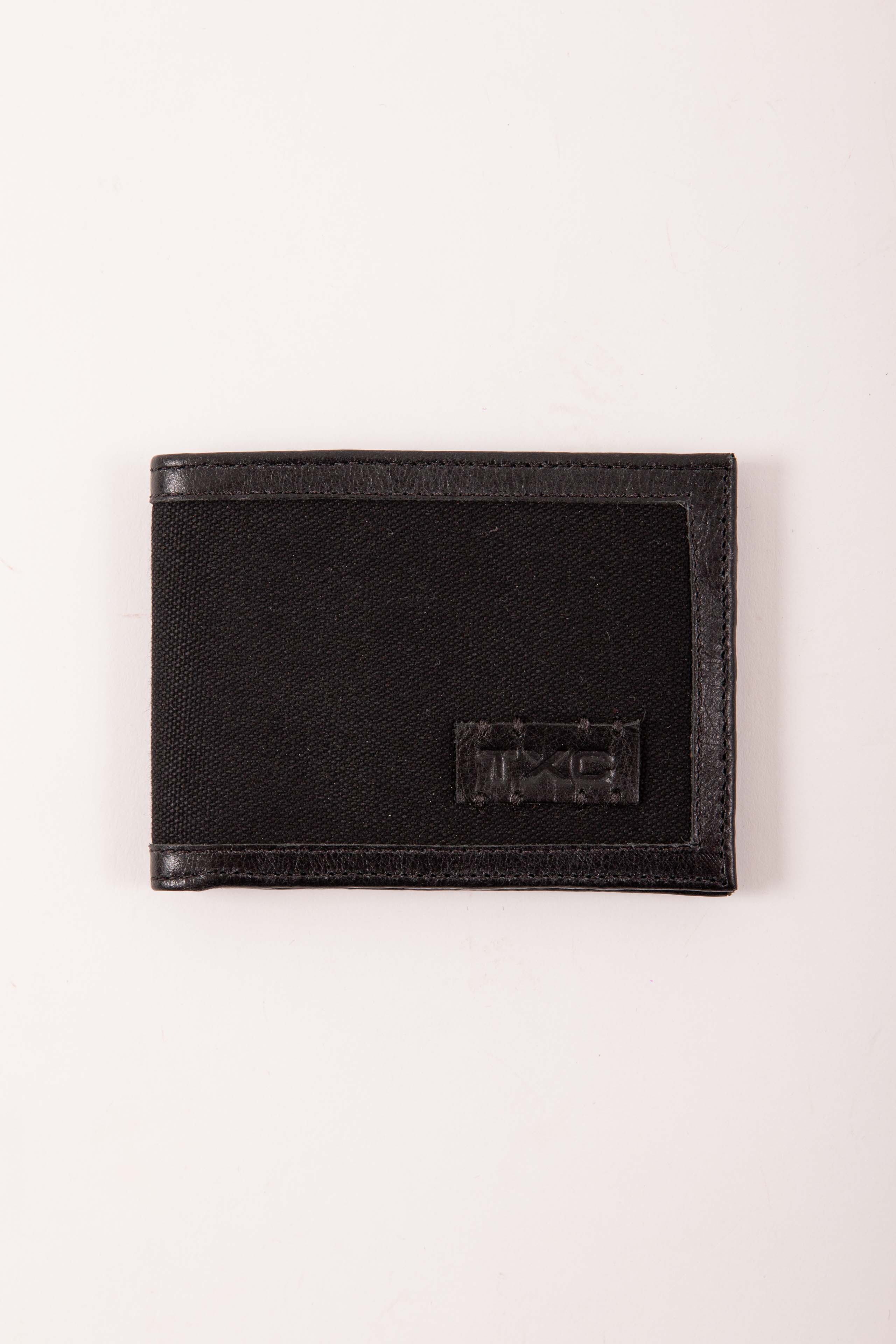 Imagem do produto 9896779546925 da cor 0002