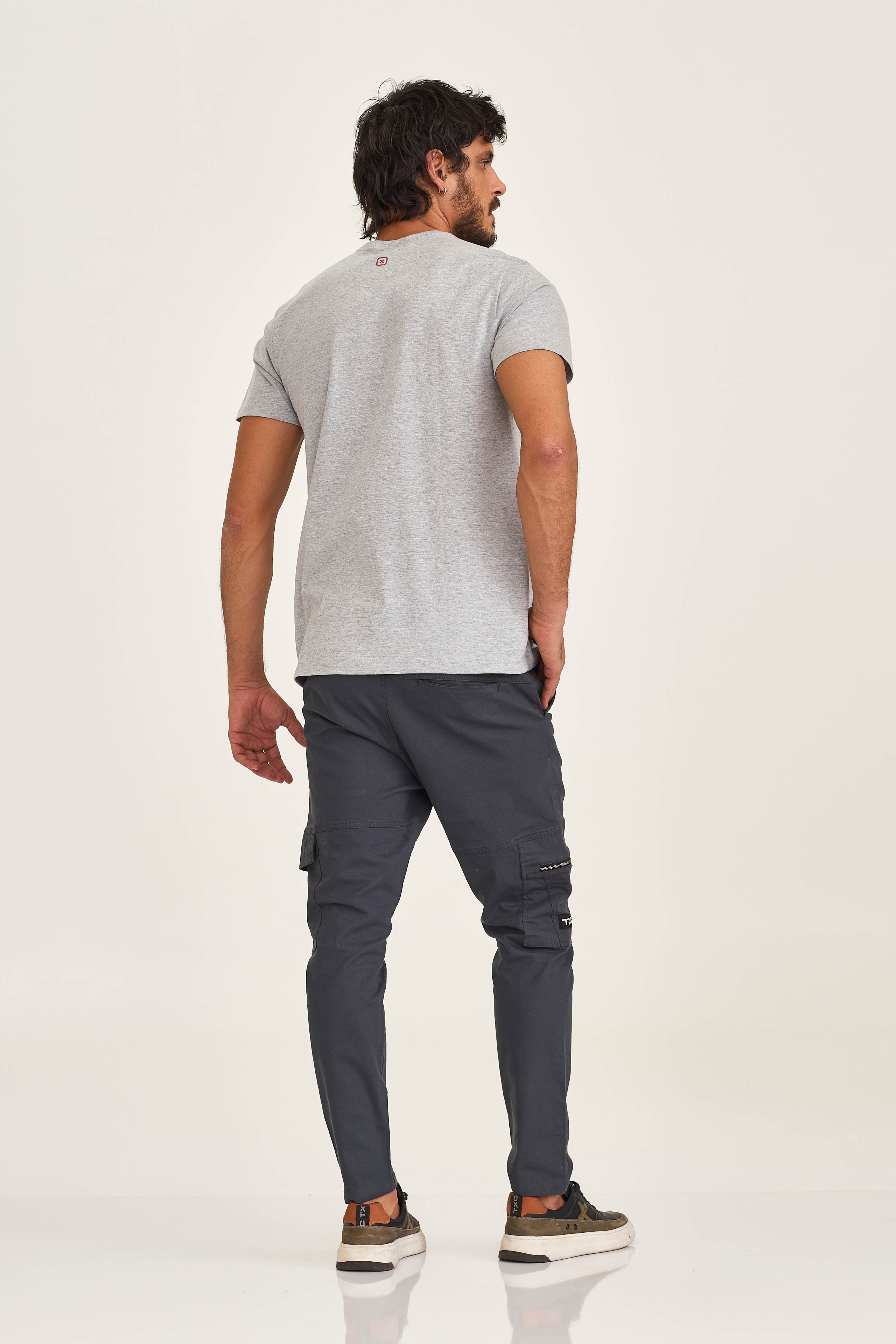 Imagem do produto 9896831222061 da cor 0035