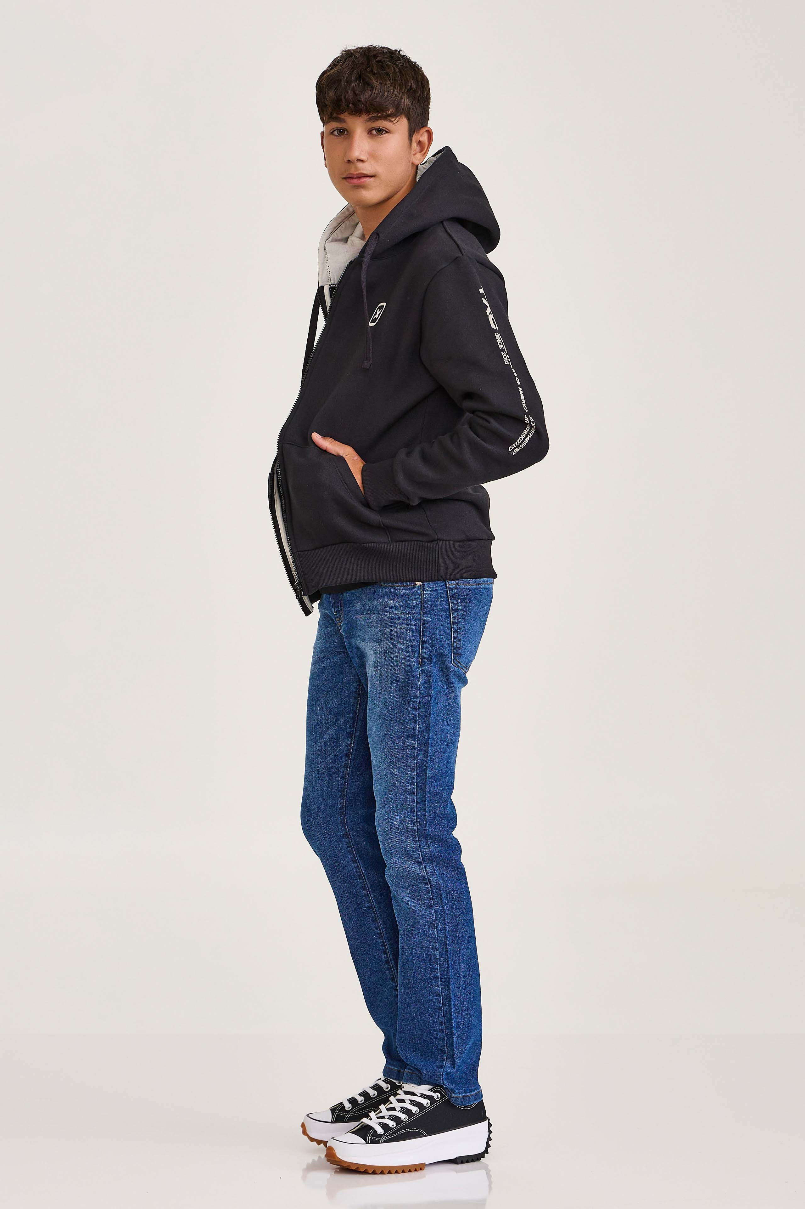 #COR_JEANS