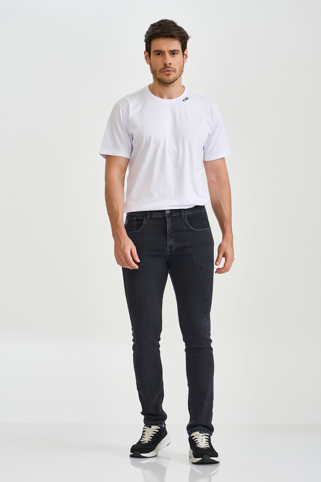CALCA JEANS SLIM STRETCH BORDADA 18301