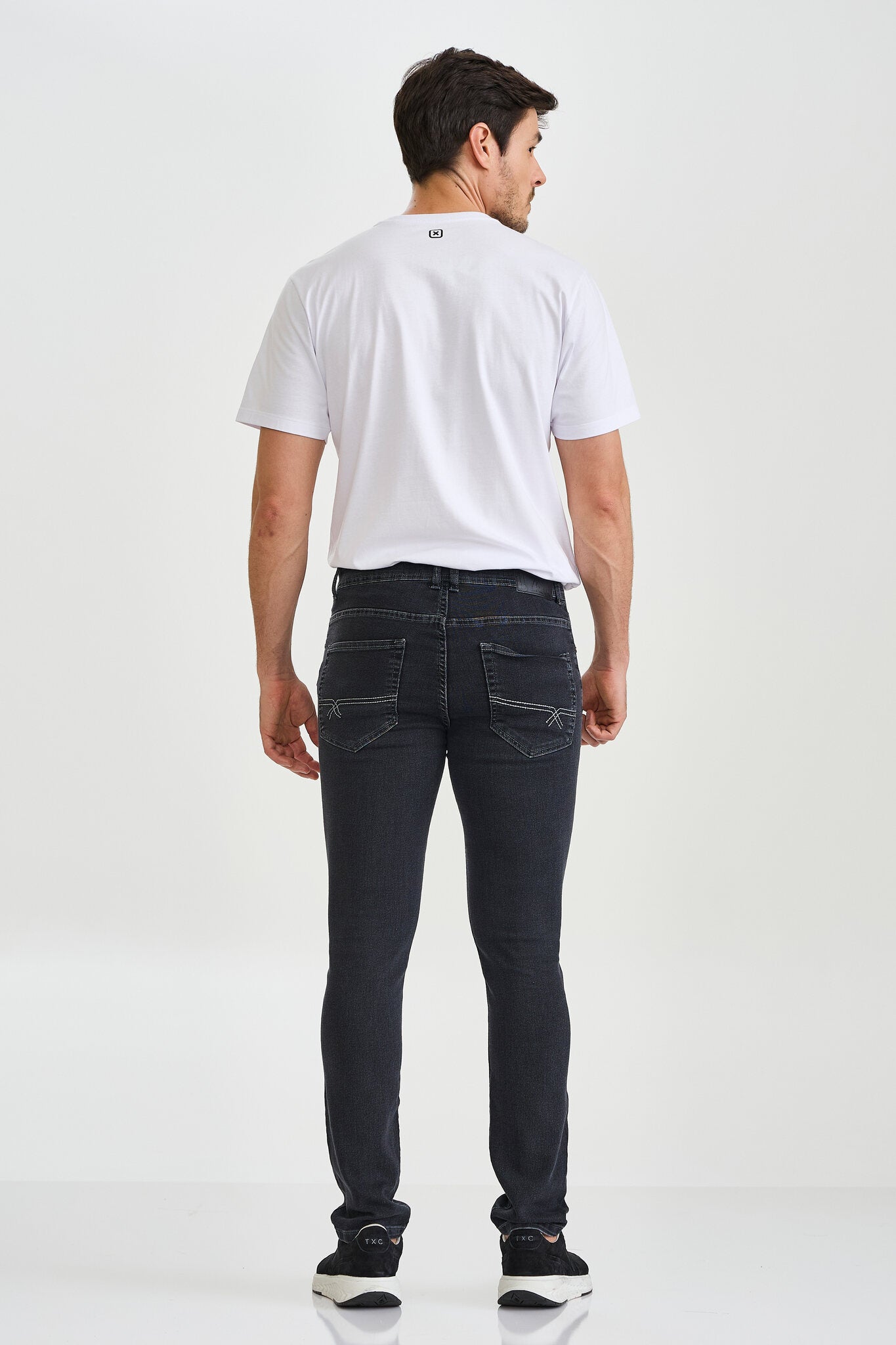 CALCA JEANS SLIM STRETCH BORDADA 18301