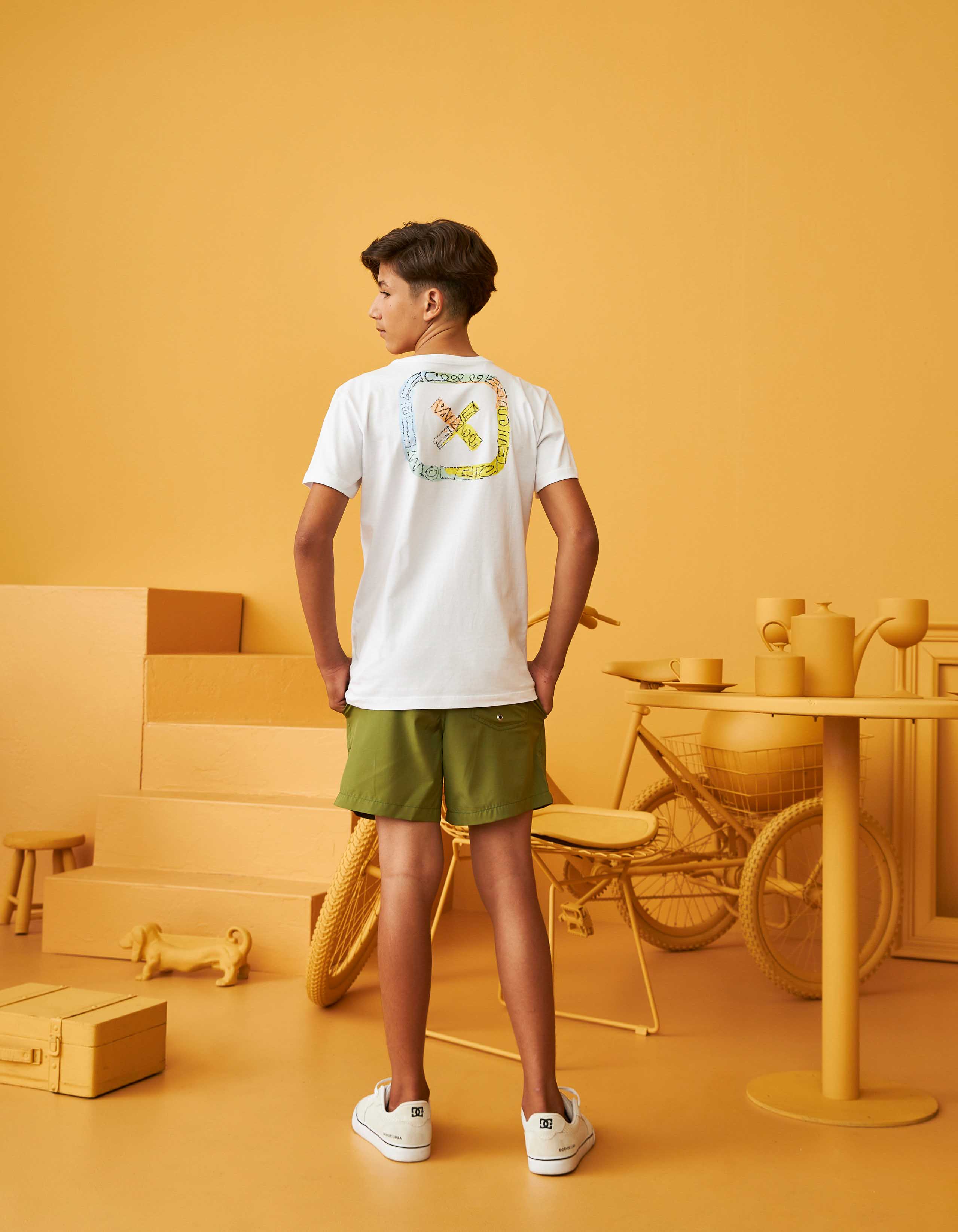 Imagem do produto 9896739471661 da cor 0001