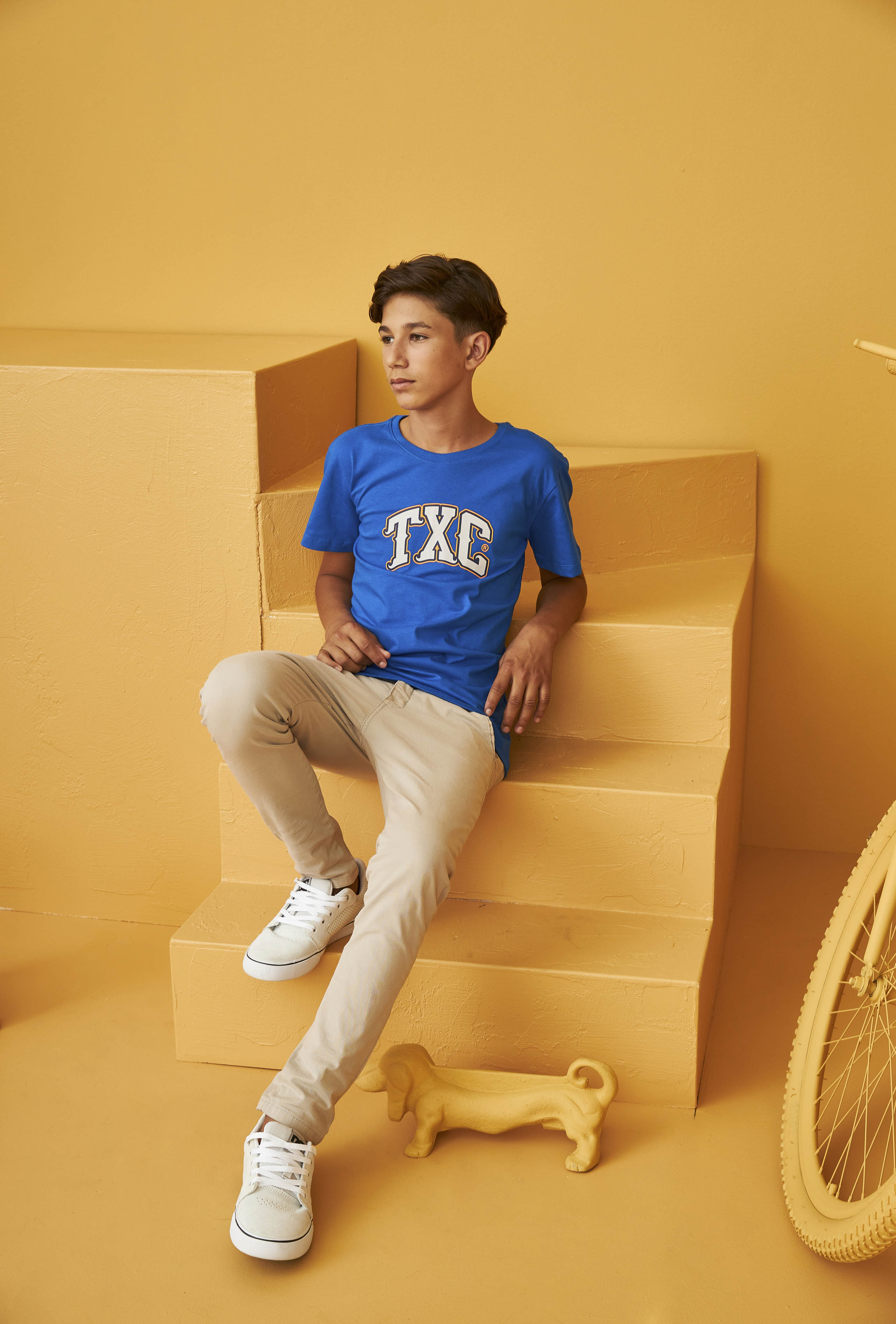 Imagem do produto 9896740421933 da cor 0008