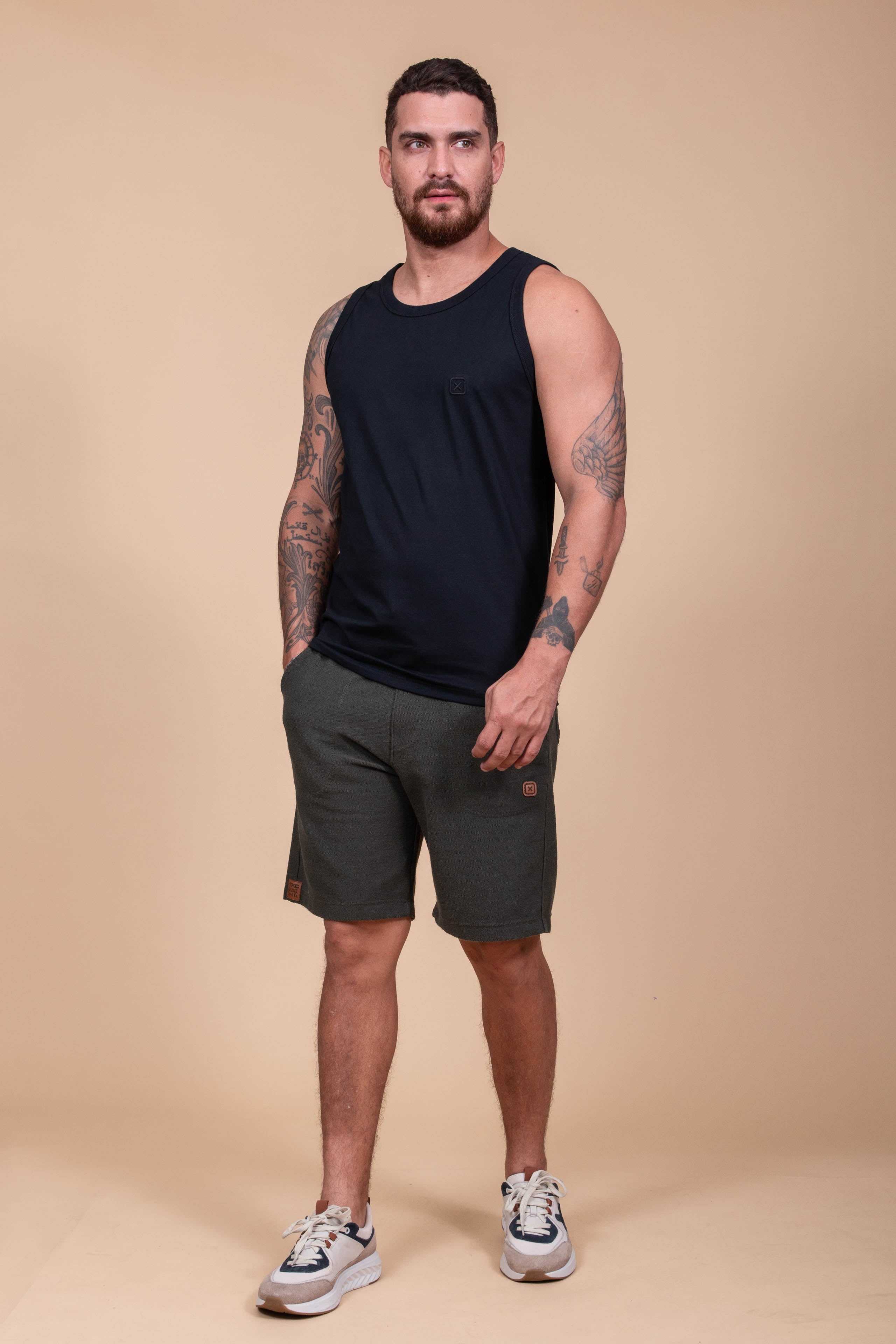 Imagem do produto 9897070756141 da cor 0002