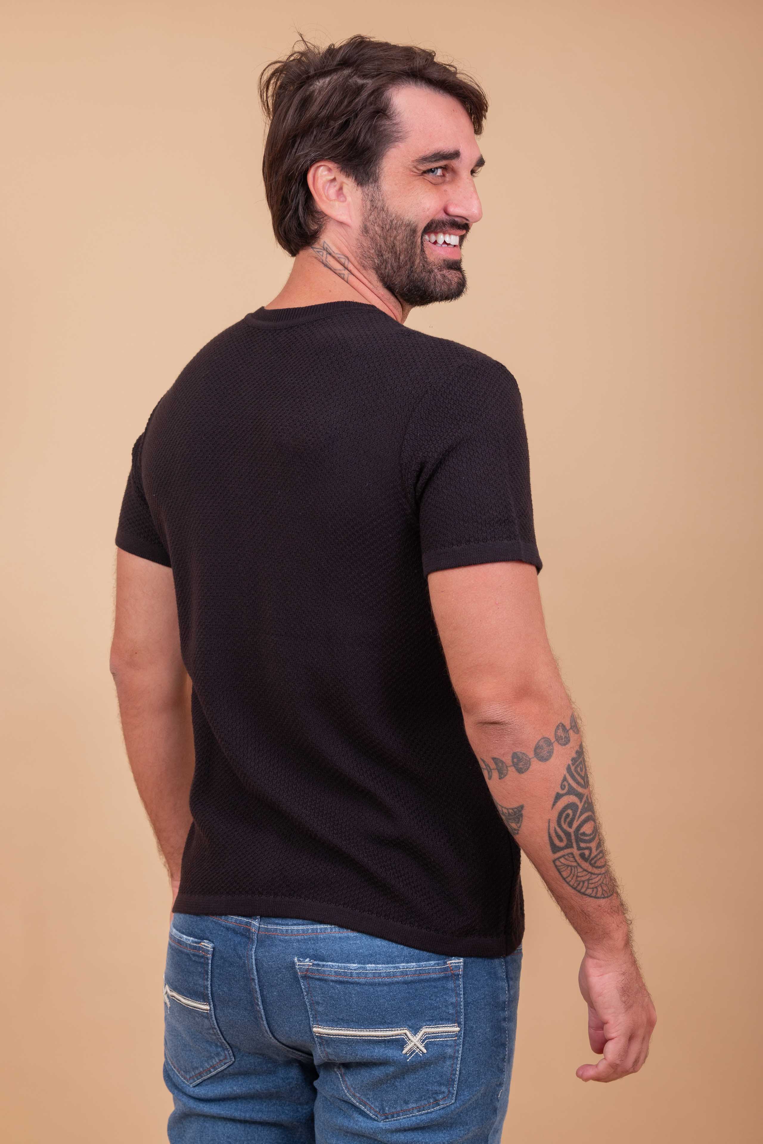 #COR_PRETO