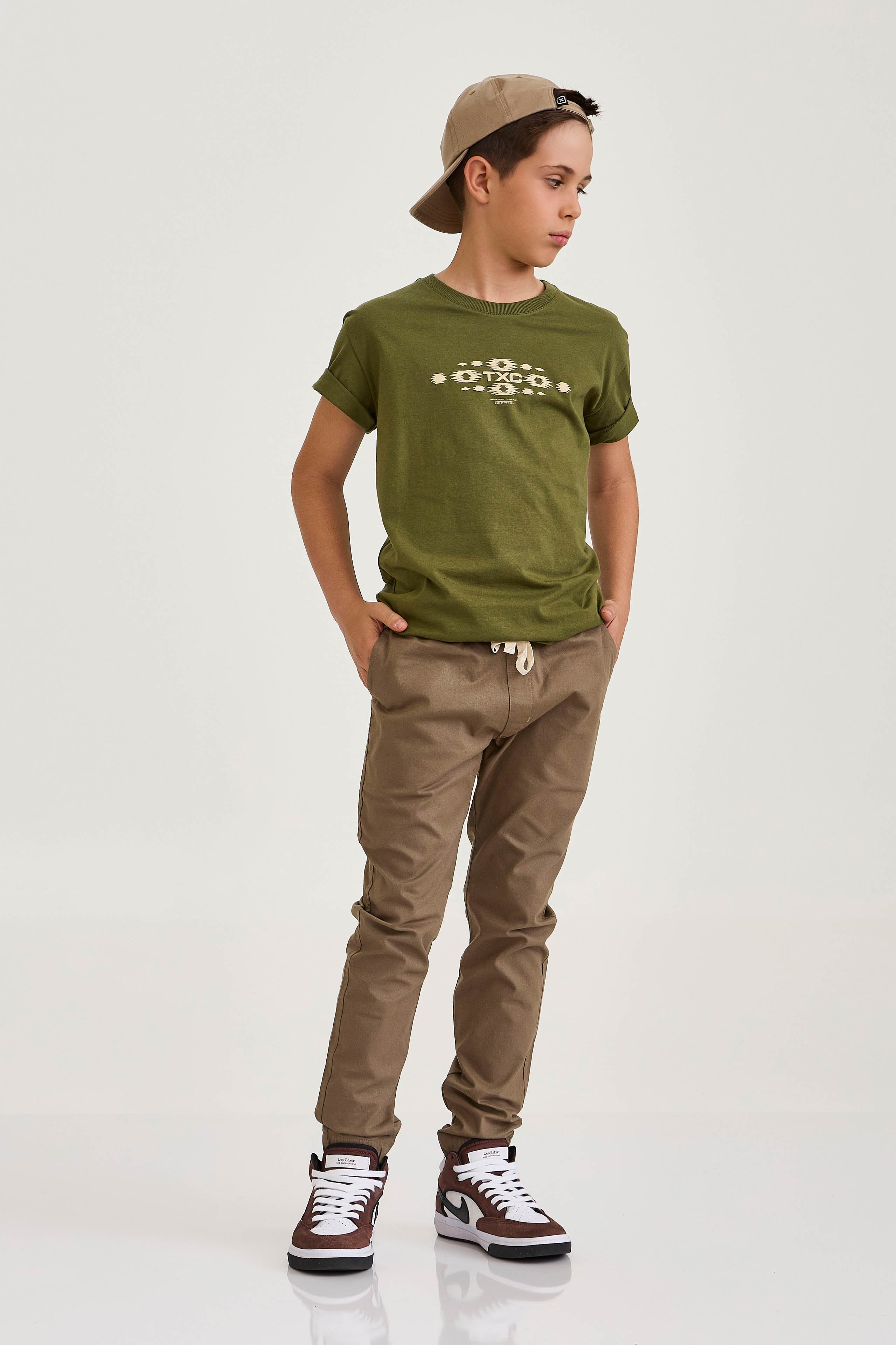 #COR_VERDE MILITAR