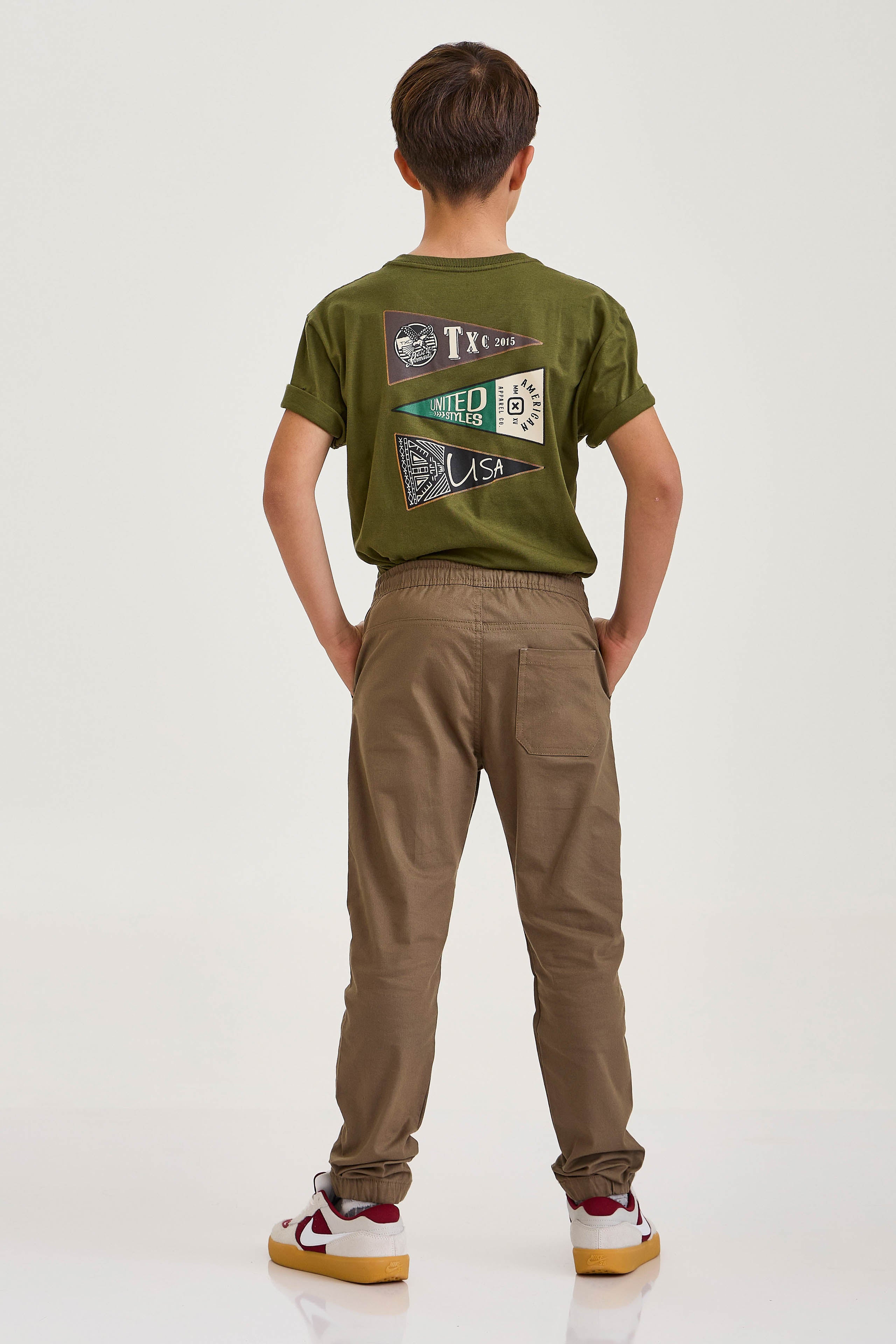 #COR_VERDE MILITAR