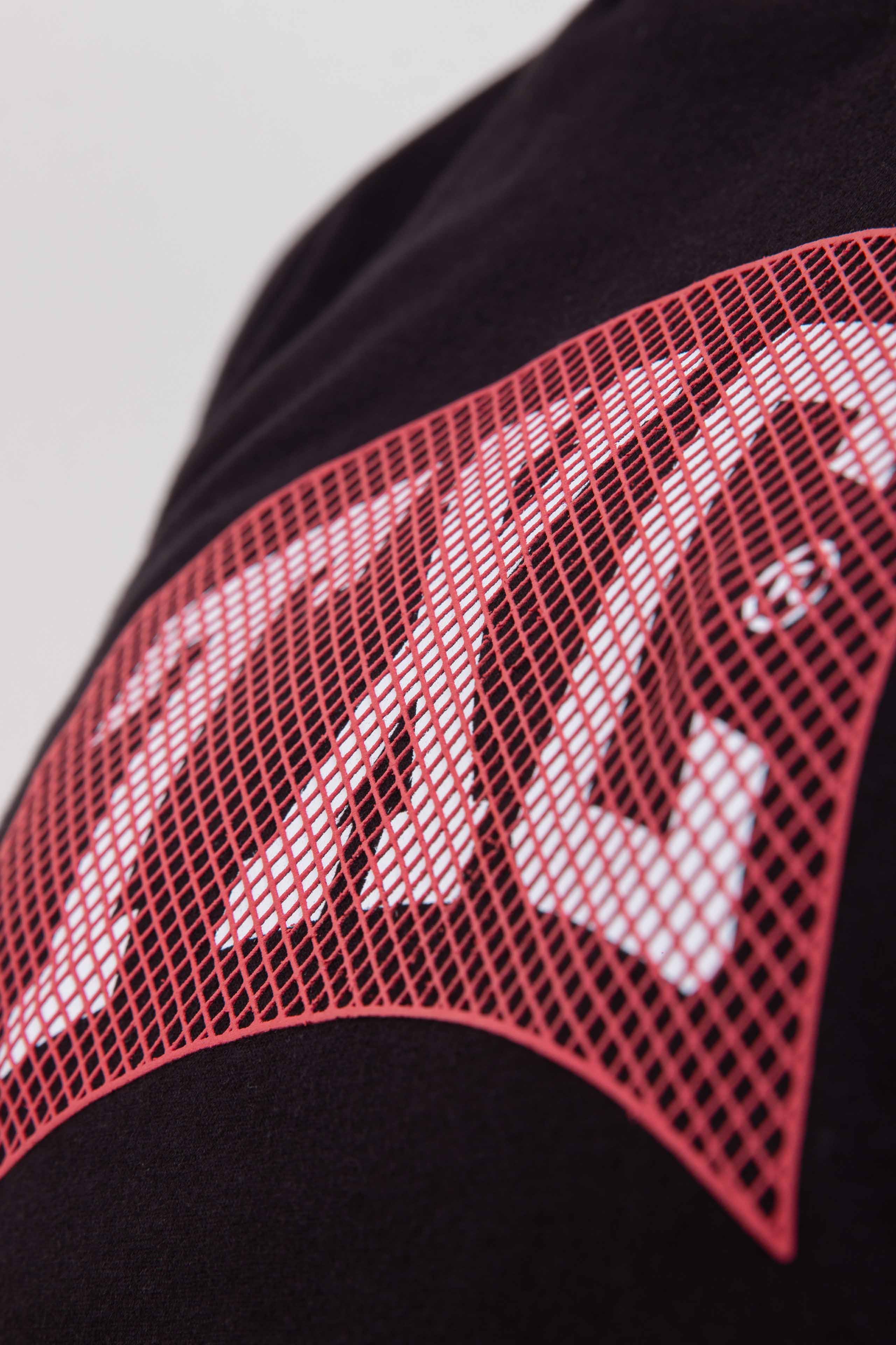 CAMISETA REGULAR MEIA MALHA PENTEADA ESTAMPADA 192414