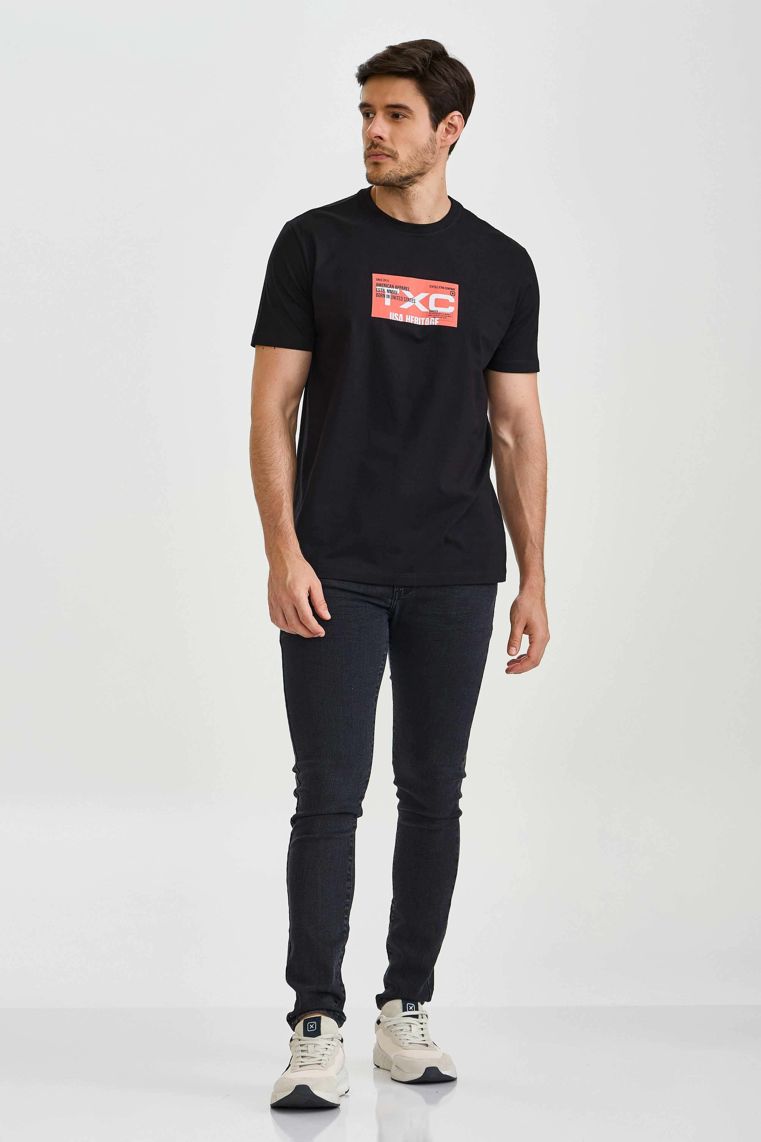 CAMISETA REGULAR MEIA MALHA PENTEADA ESTAMPADA 192417