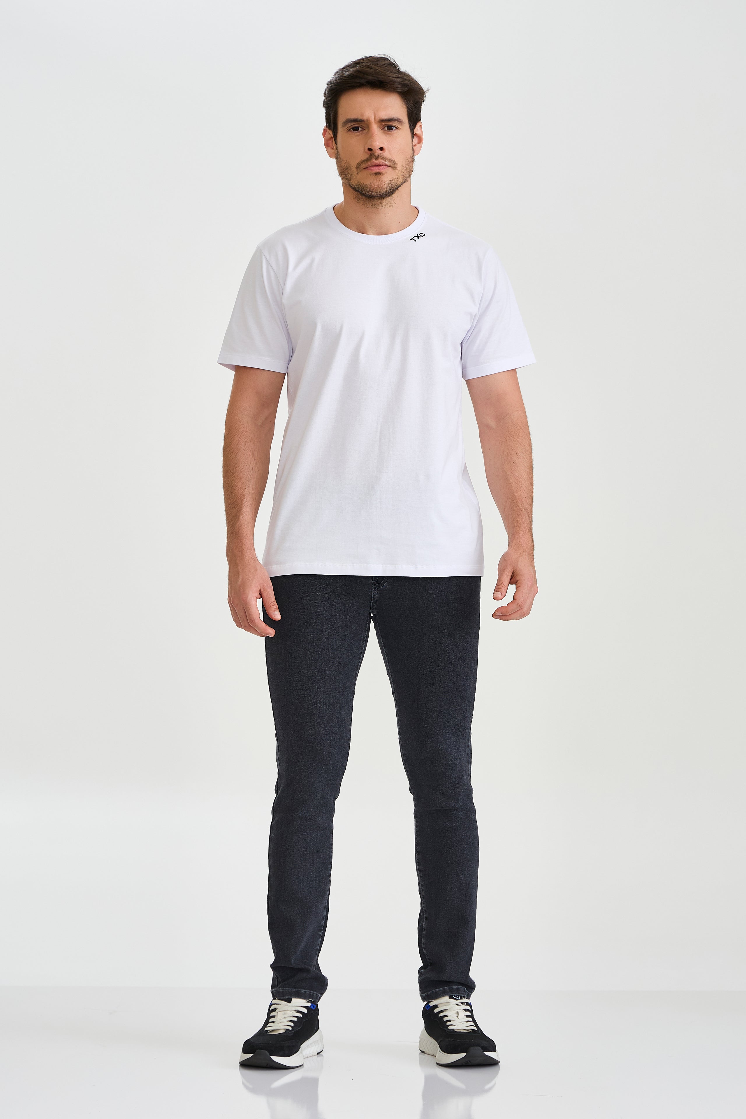 CAMISETA REGULAR FIO 30 PENTEADA  192428