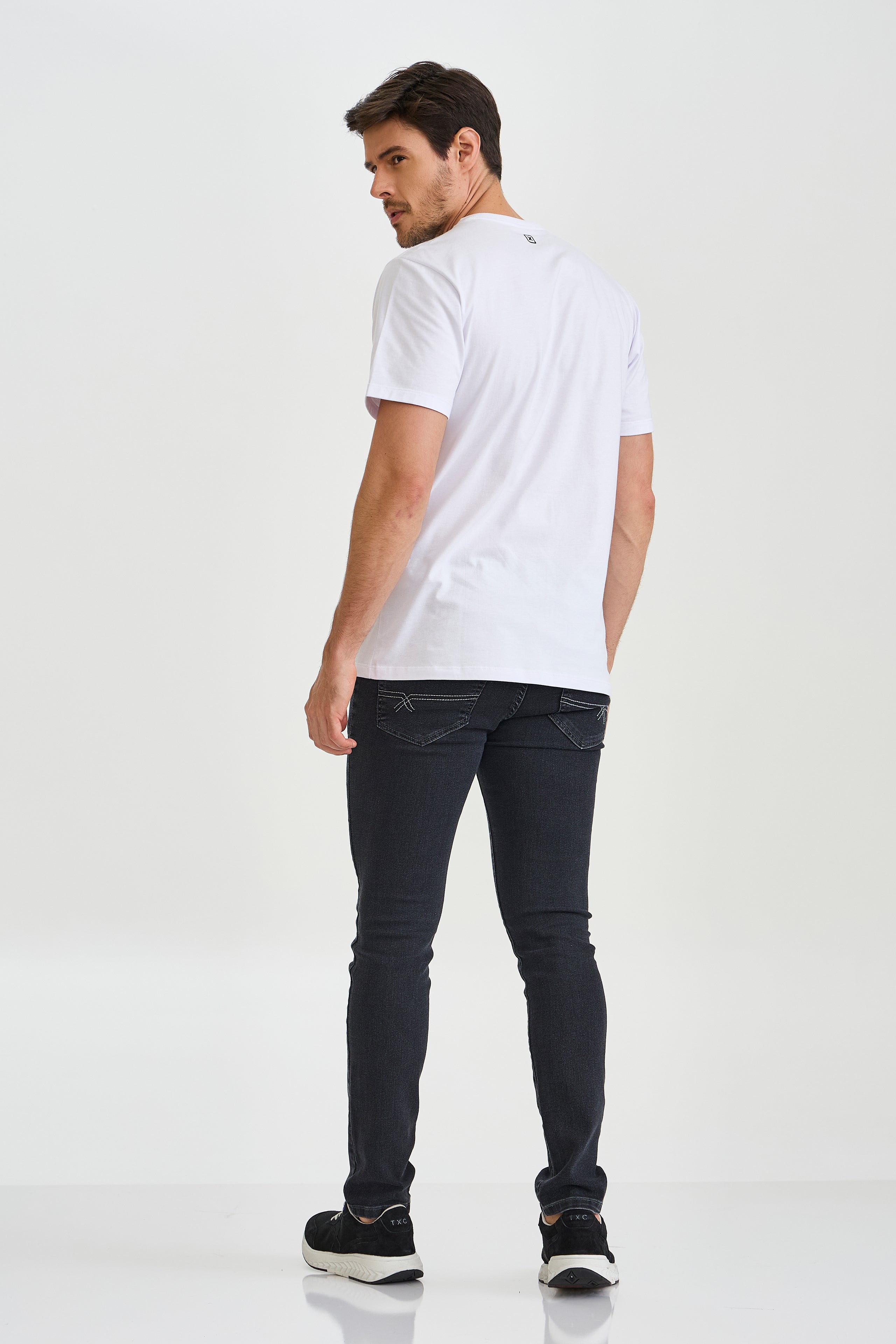 CAMISETA REGULAR FIO 30 PENTEADA  192428
