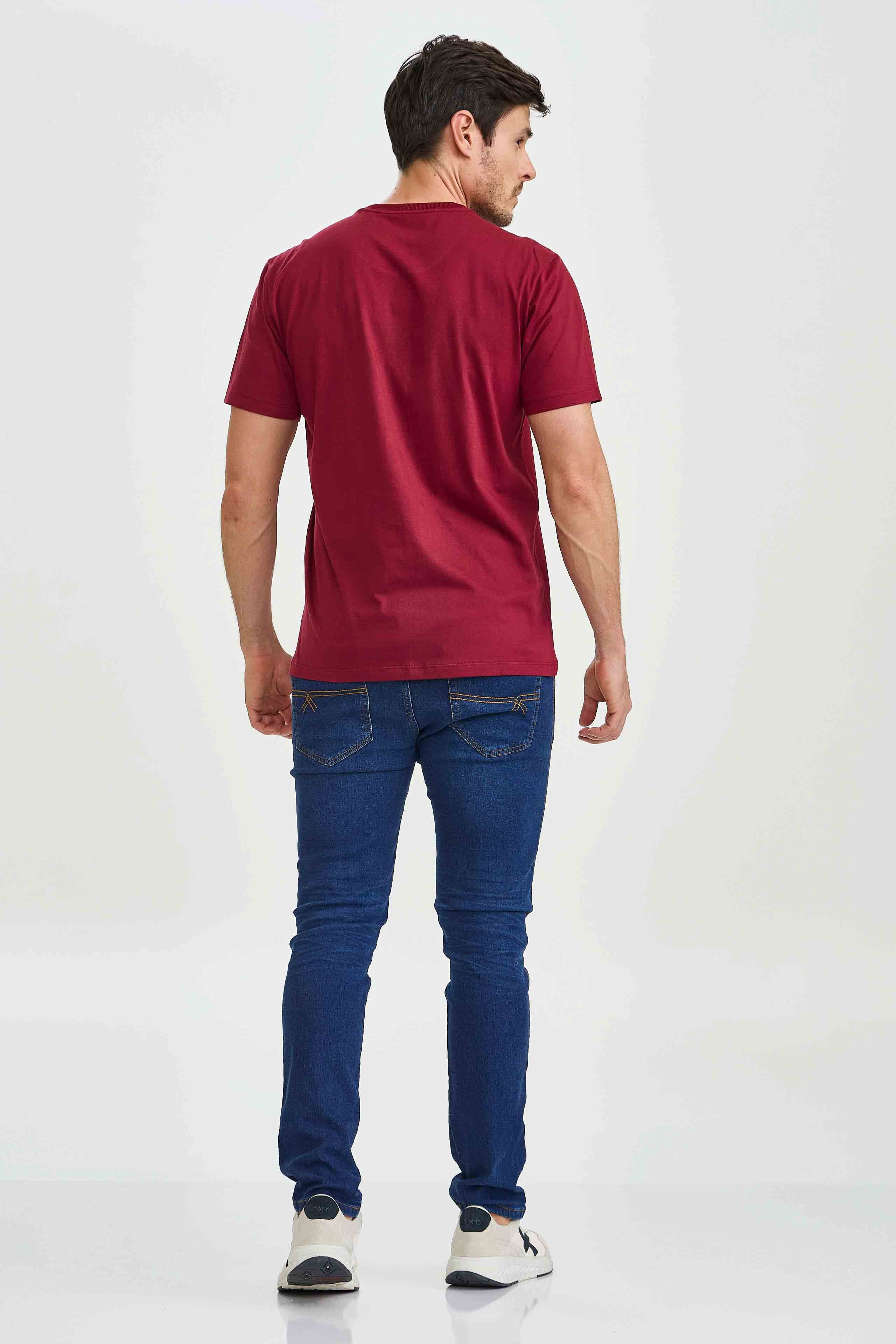 #COR_BORDO