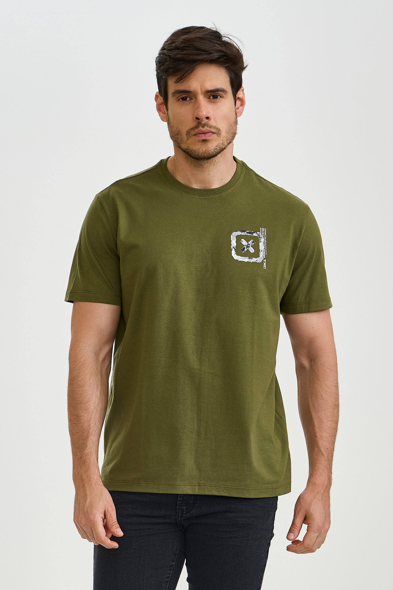 #COR_VERDE MILITAR