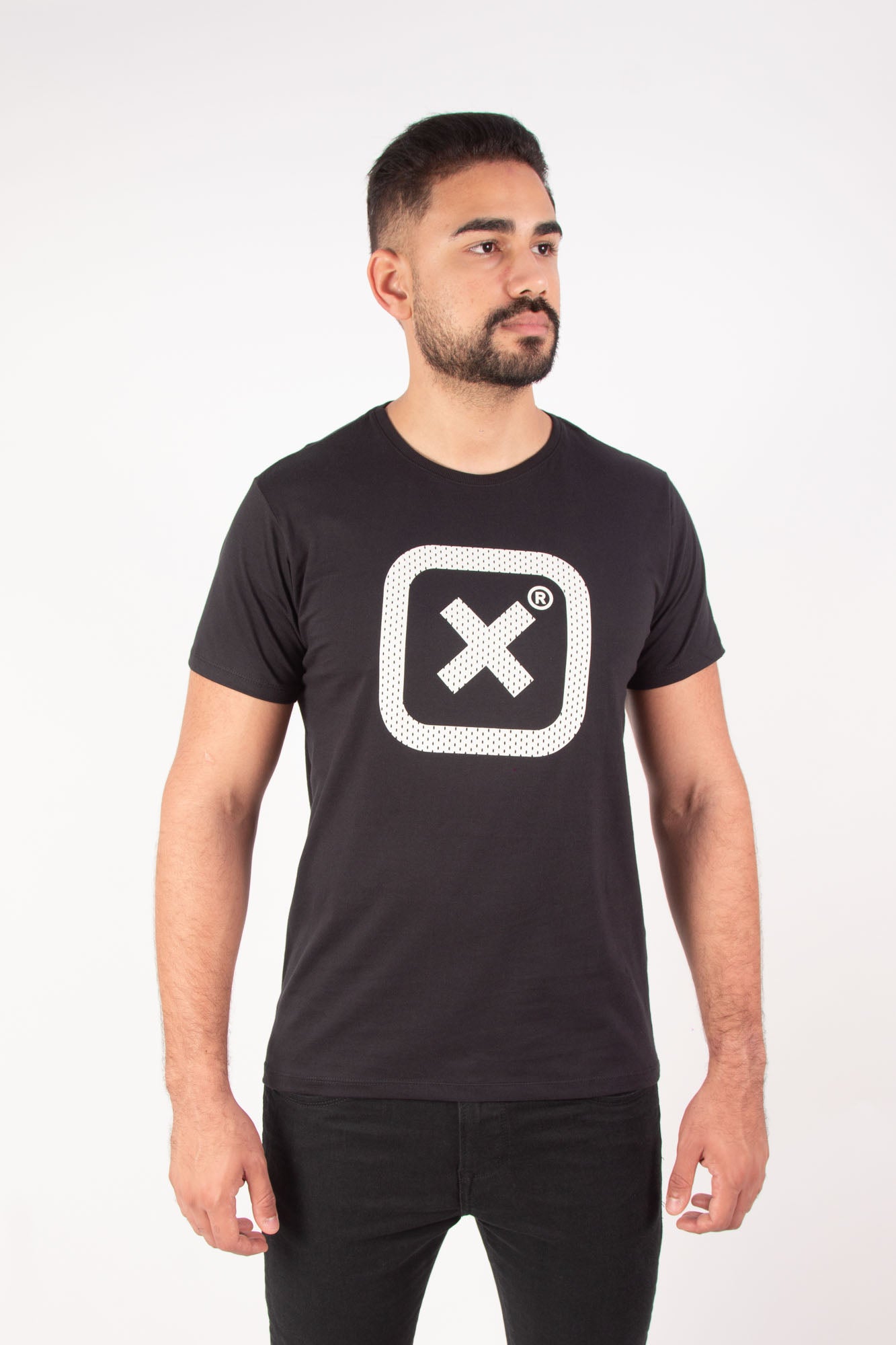 Imagem do produto 9946819297581 da cor 0002