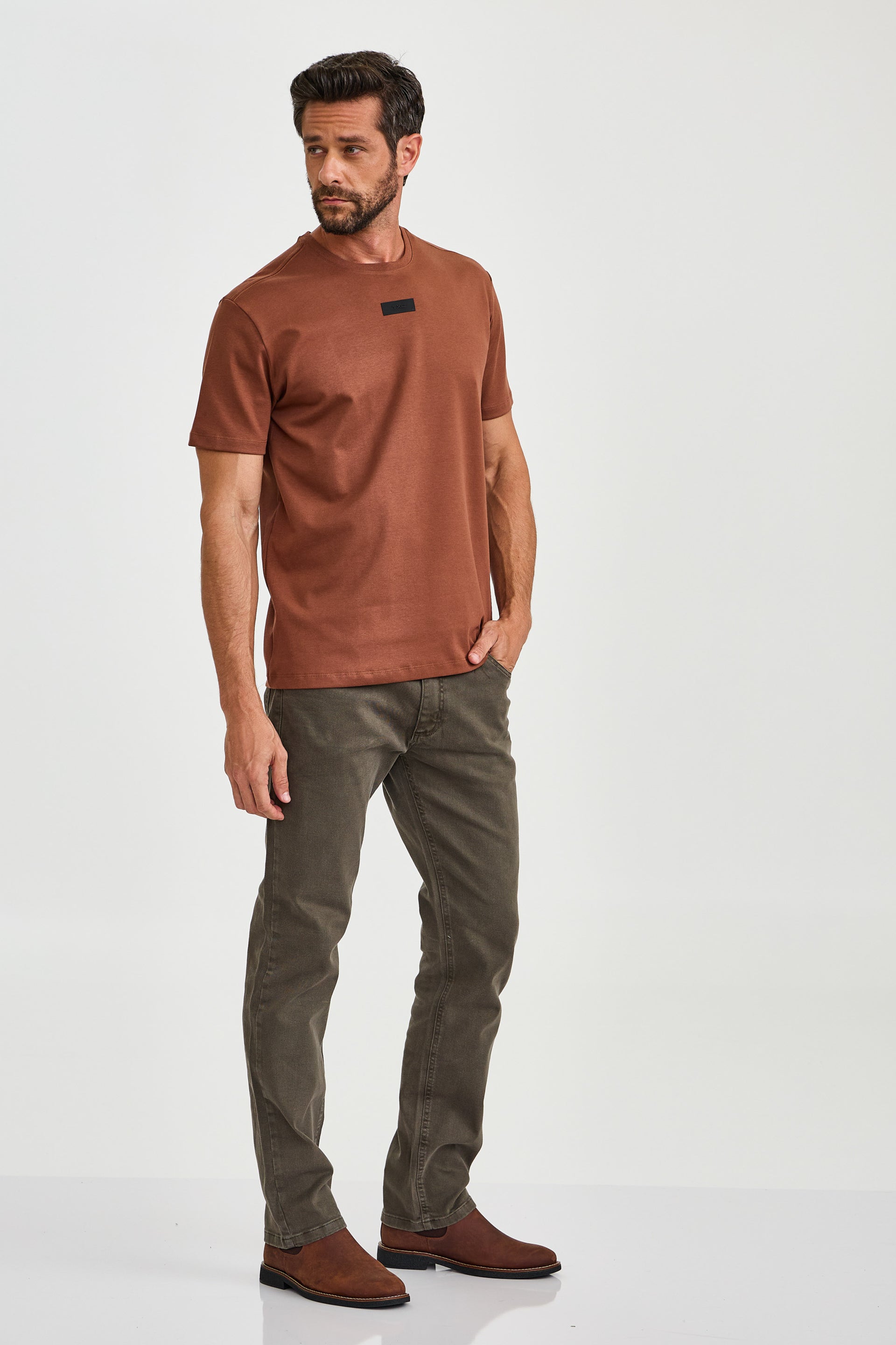 #COR_MARROM