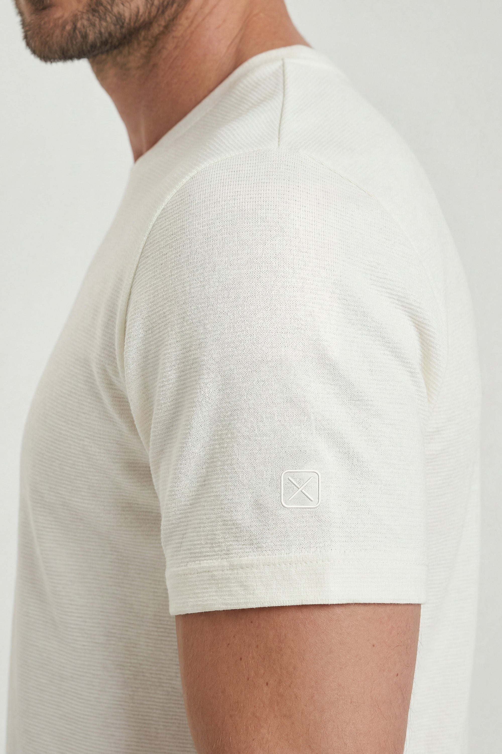 #COR_OFF WHITE