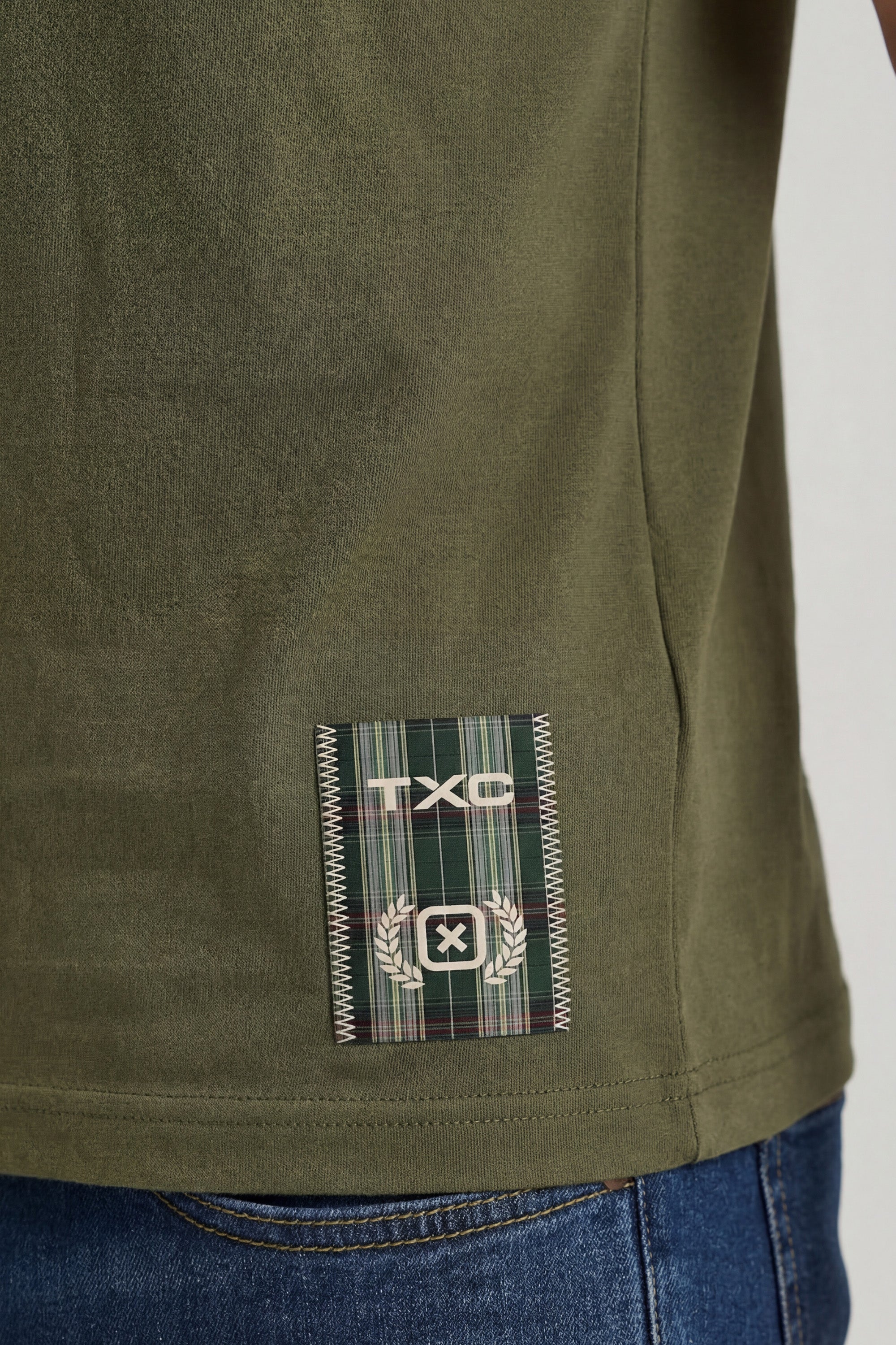 #COR_VERDE MILITAR