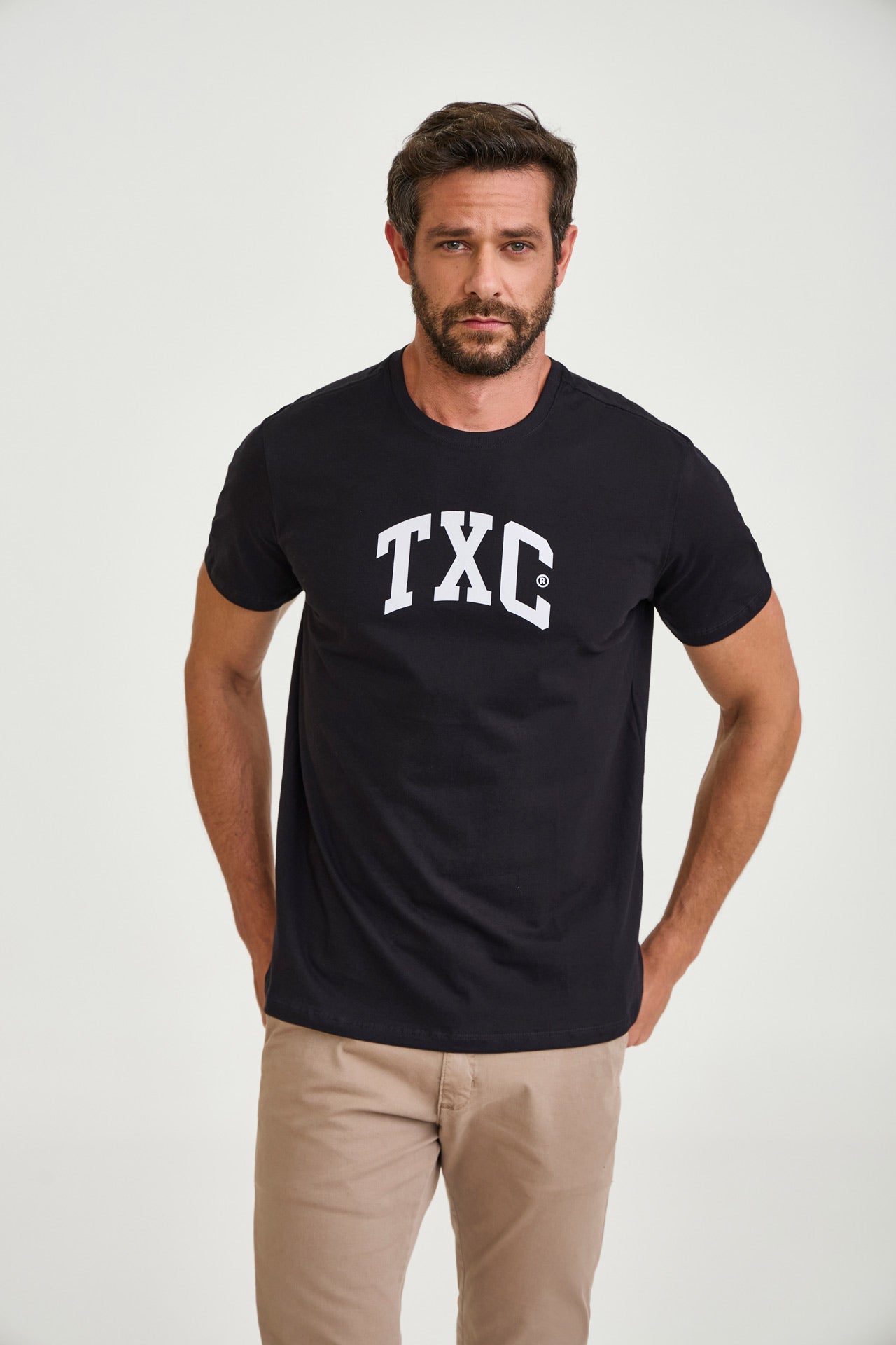 Imagem do produto 9896775614765 da cor 0002