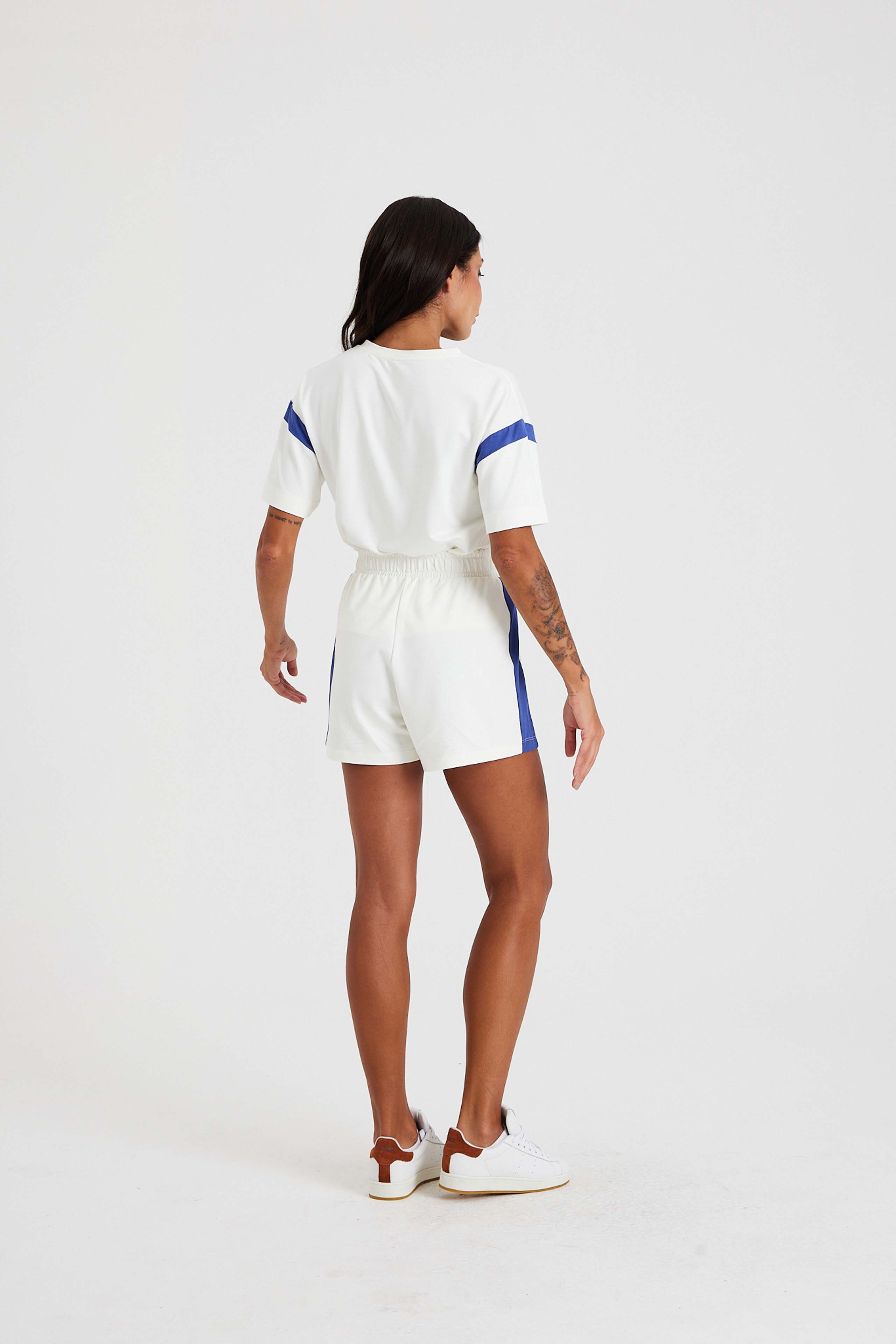 #COR_OFF WHITE