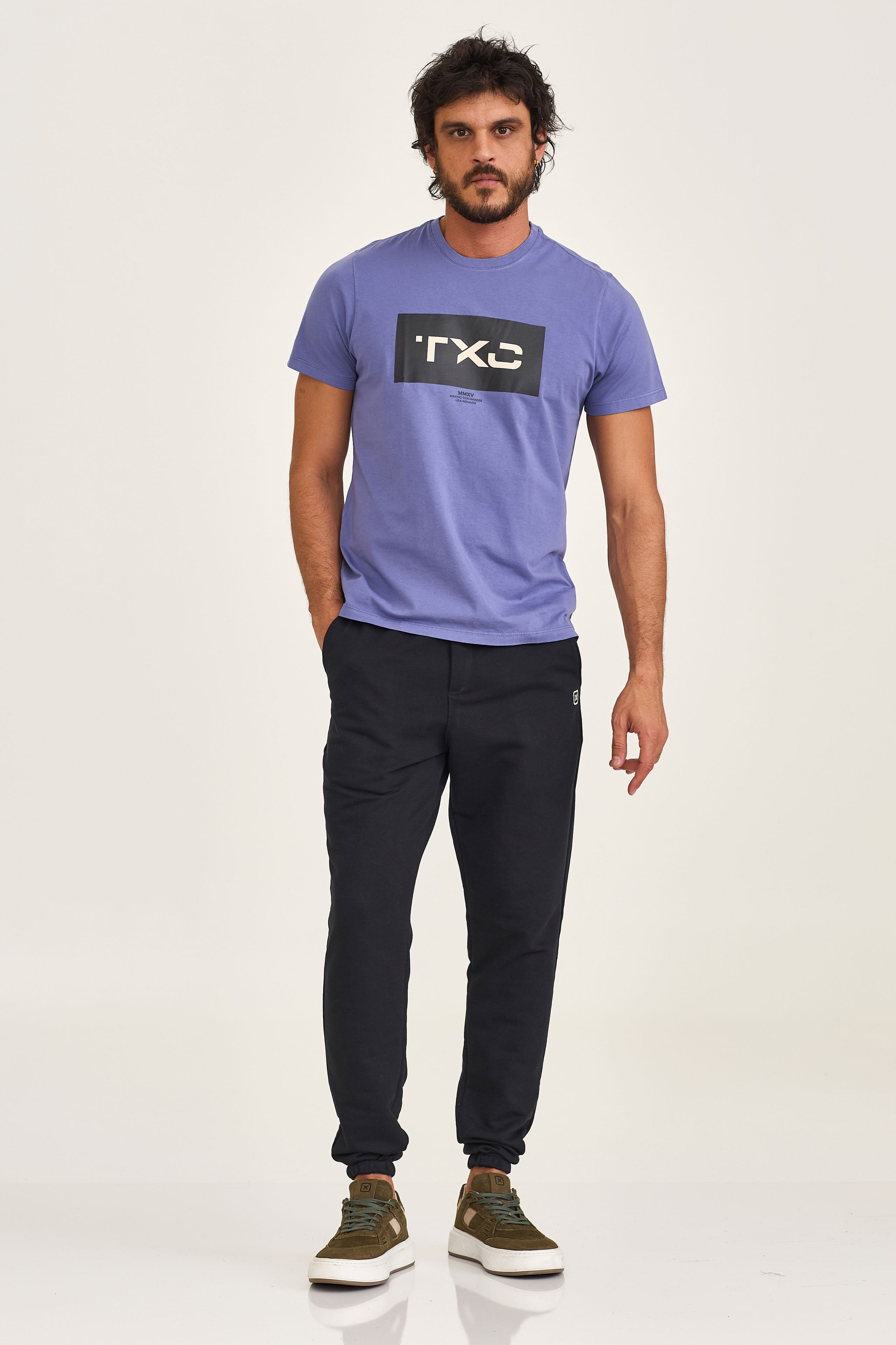 CALCA JOGGER MOLETOM BORDADA 25109