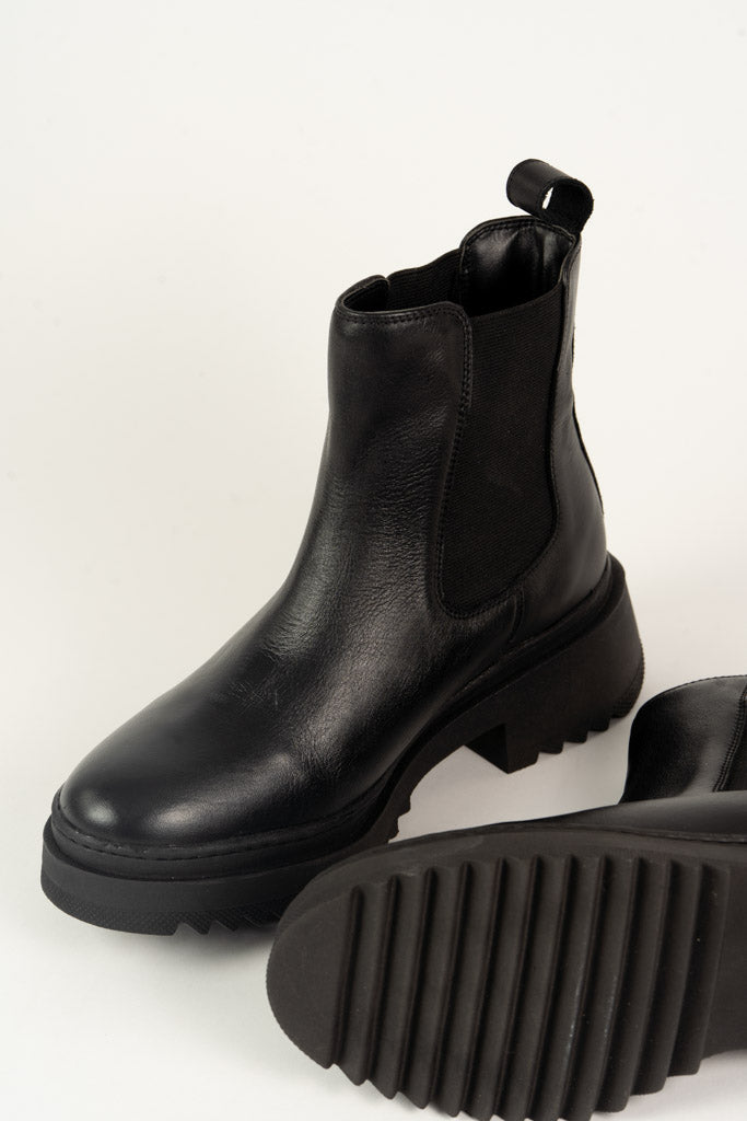 BOTA COURO ESTAMPADA 26167F