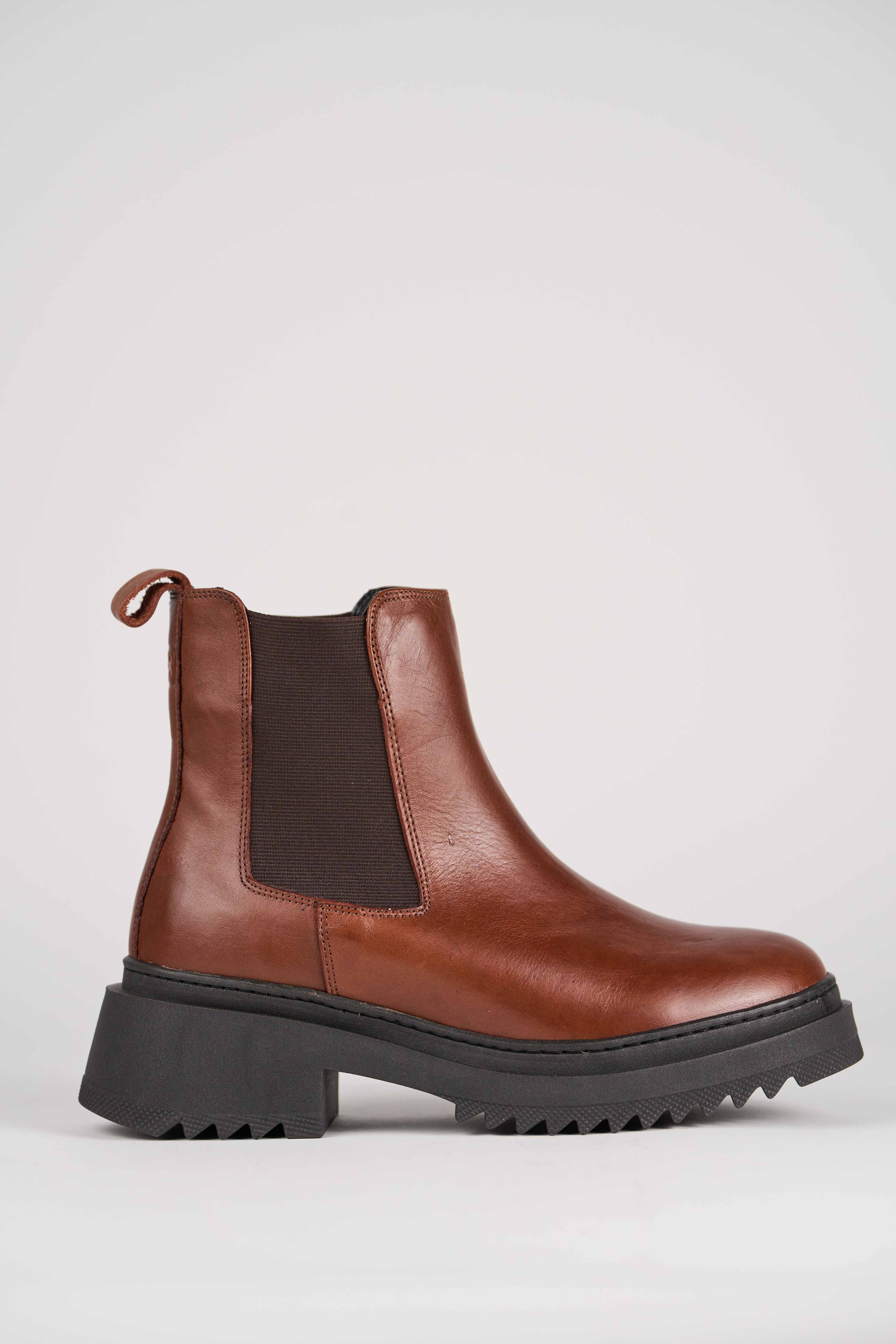 BOTA COURO ESTAMPADA 26167F