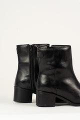 BOTA FEMININA CANO CURTO COURO 26169F