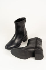 BOTA FEMININA CANO CURTO COURO 26169F