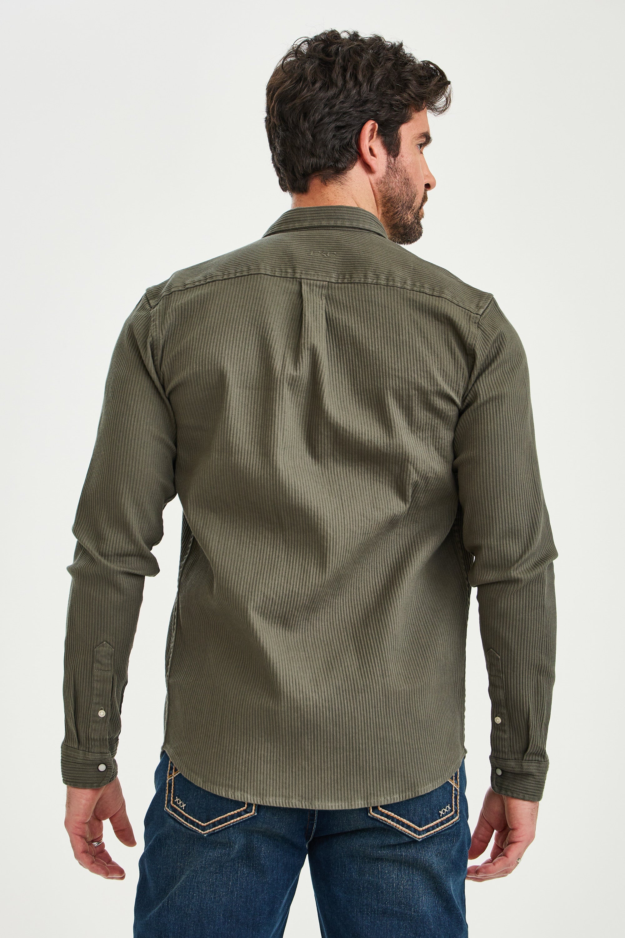 #COR_VERDE MILITAR