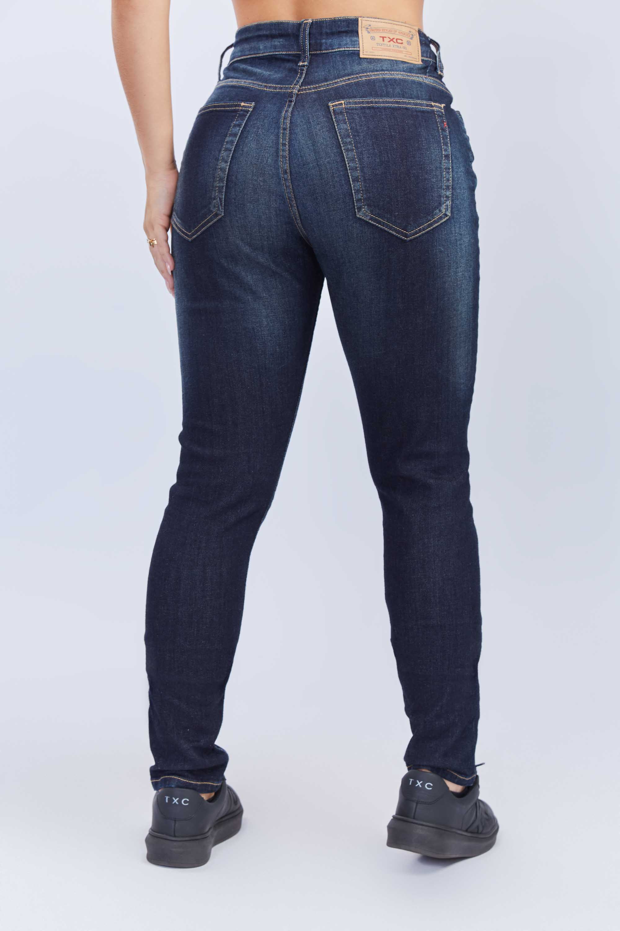 #COR_JEANS