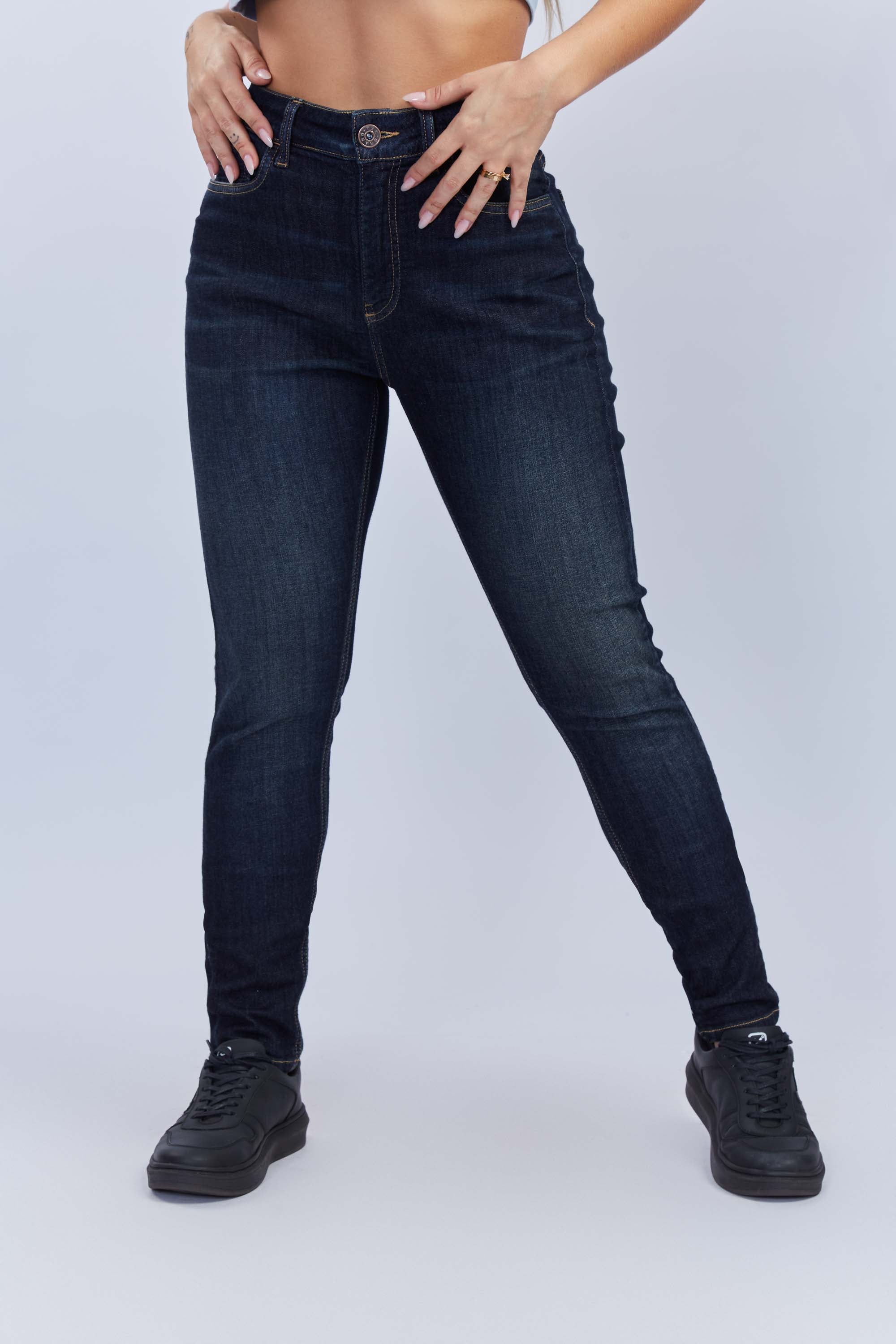#COR_JEANS