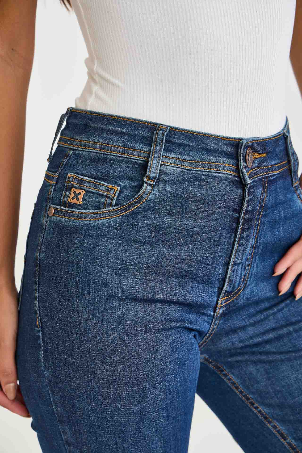 #COR_JEANS