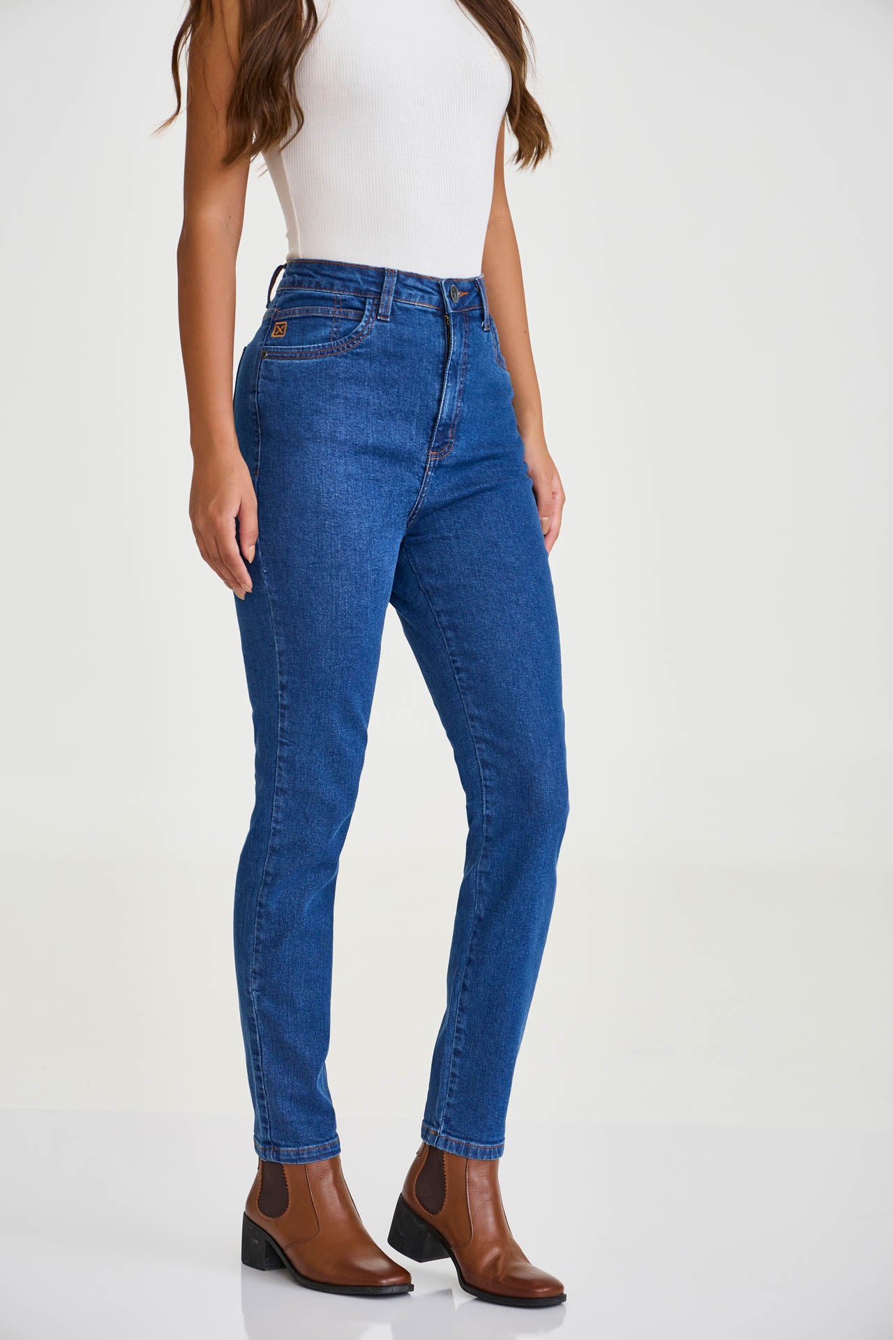 #COR_JEANS