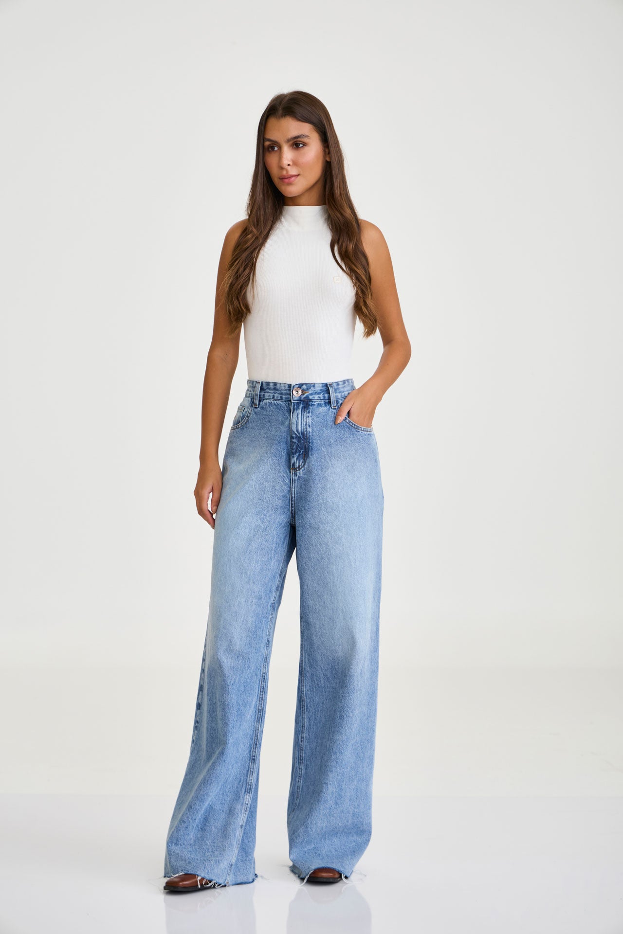 #COR_JEANS