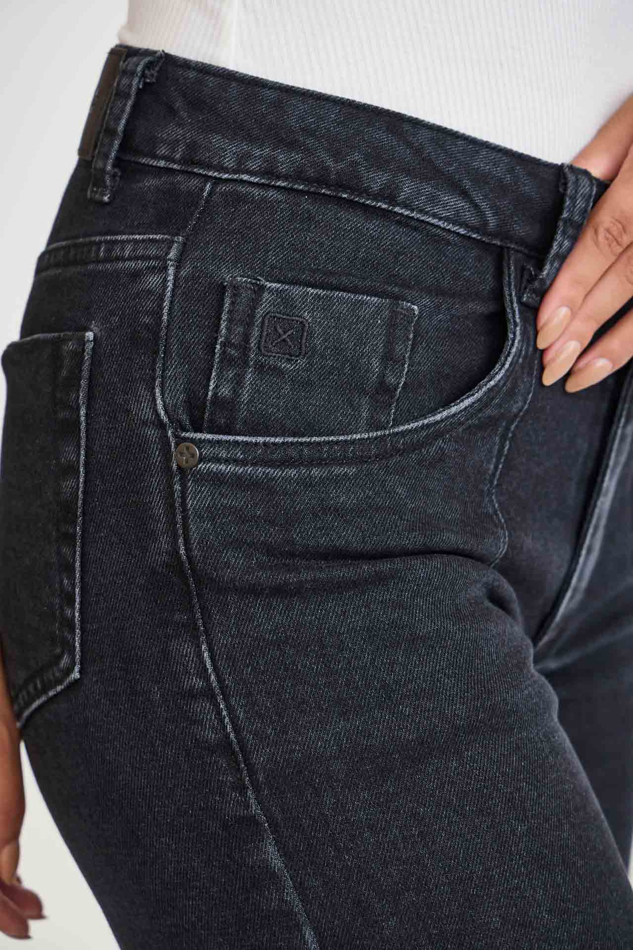 #COR_JEANS