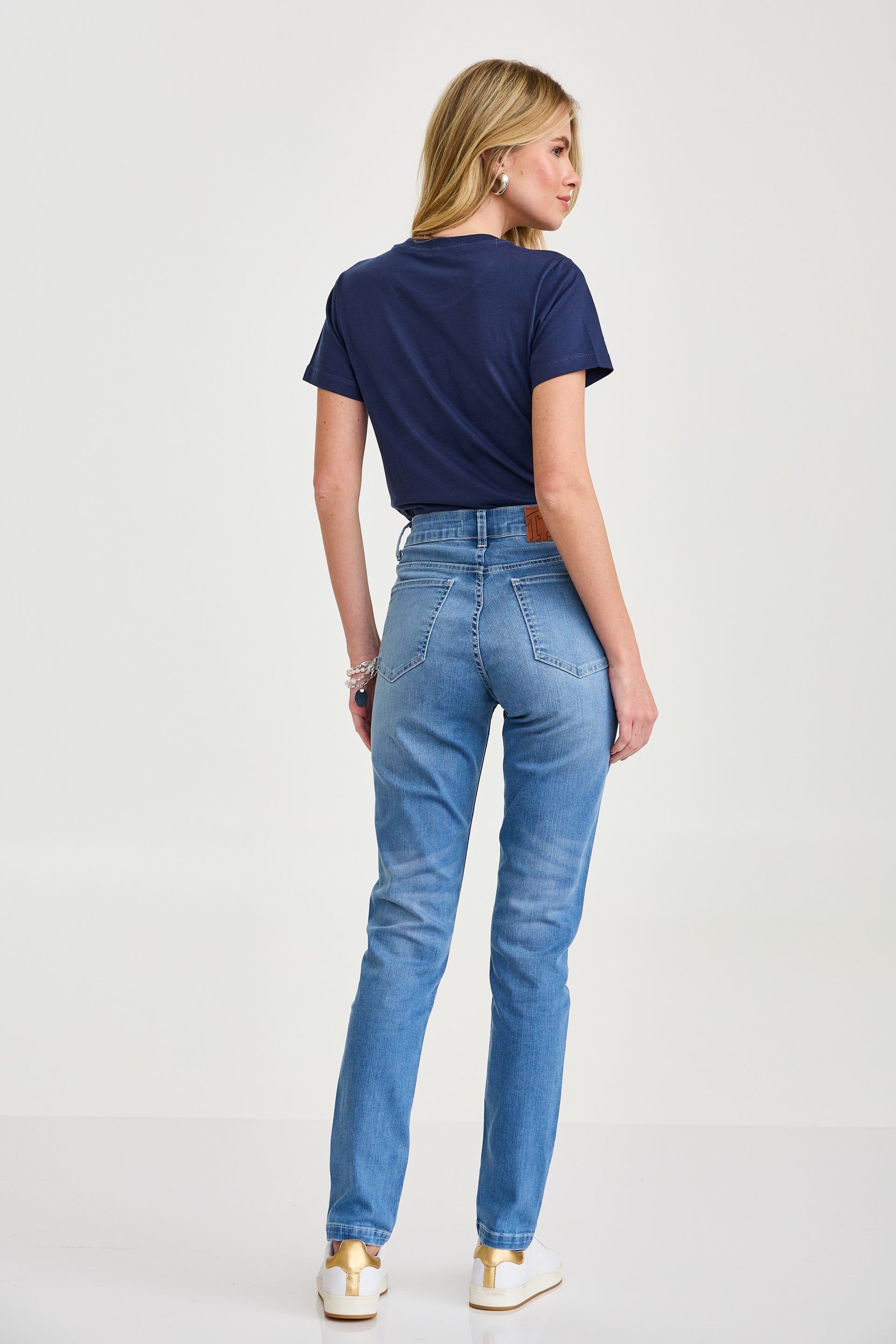 #COR_JEANS