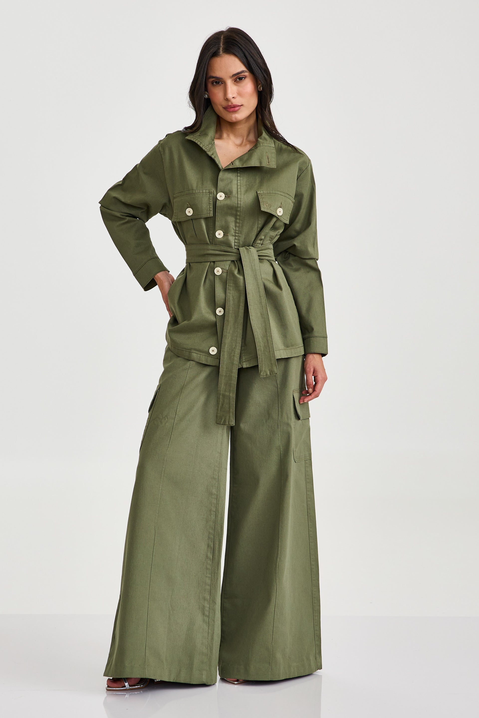 #COR_VERDE MILITAR