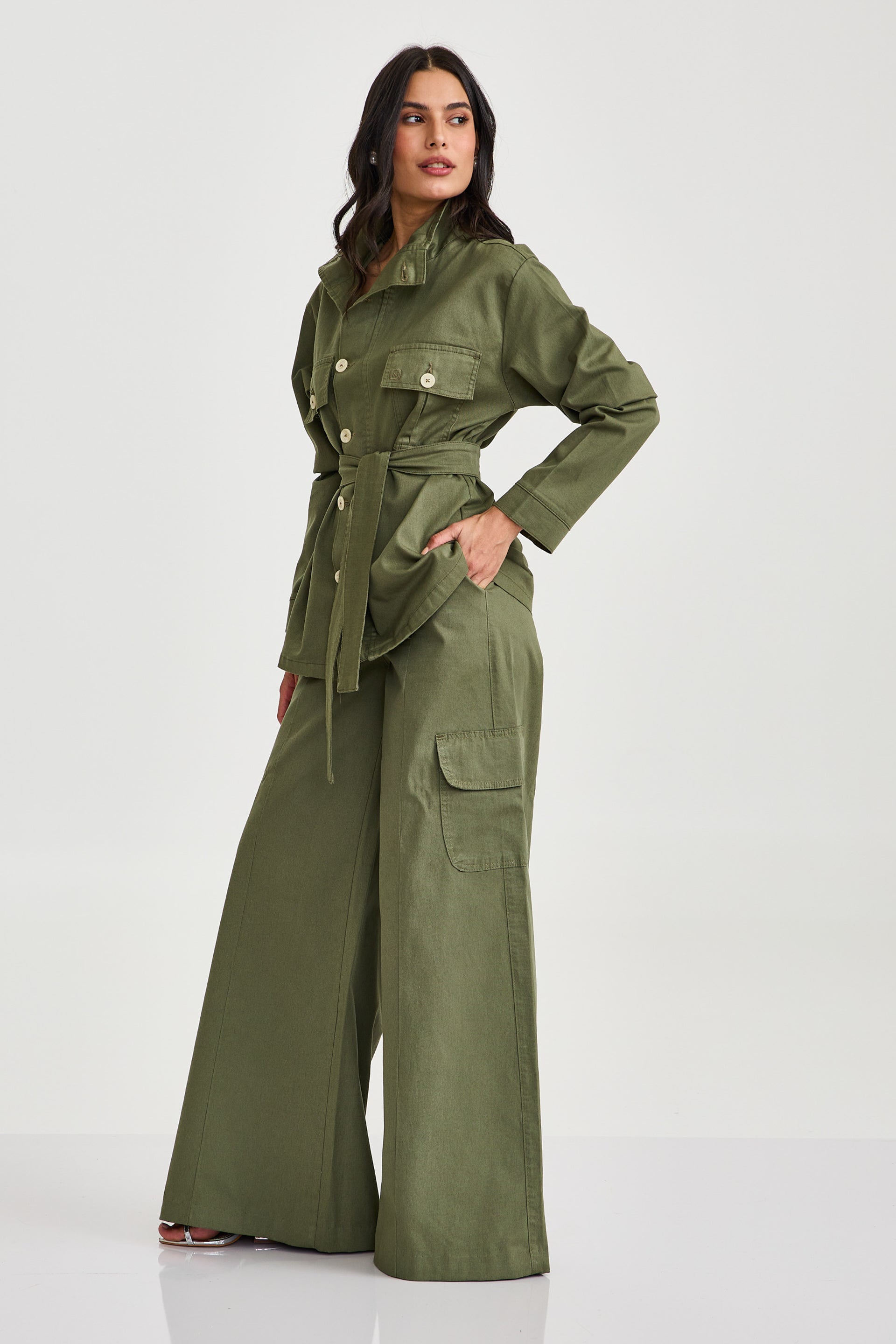 #COR_VERDE MILITAR