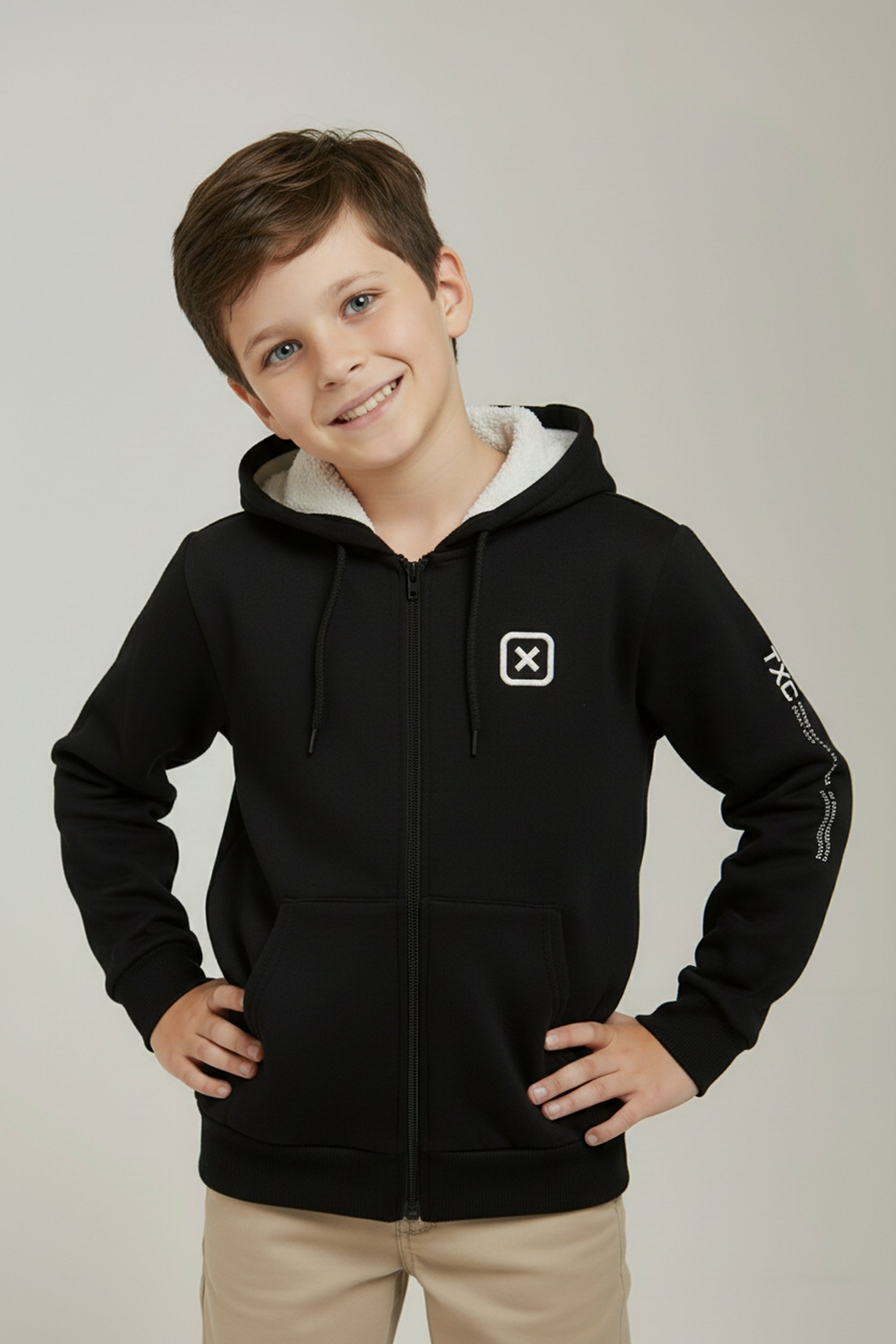 #COR_PRETO