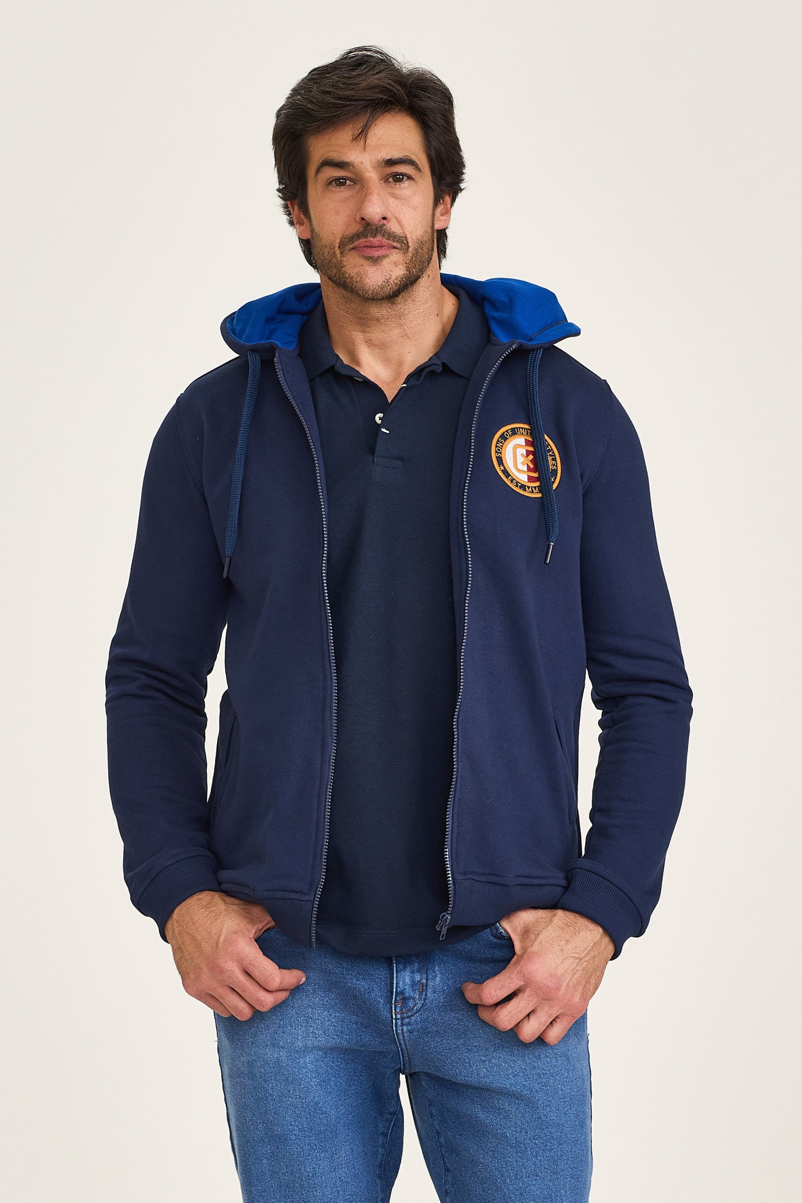 Imagem do produto 9933821608237 da cor 0035