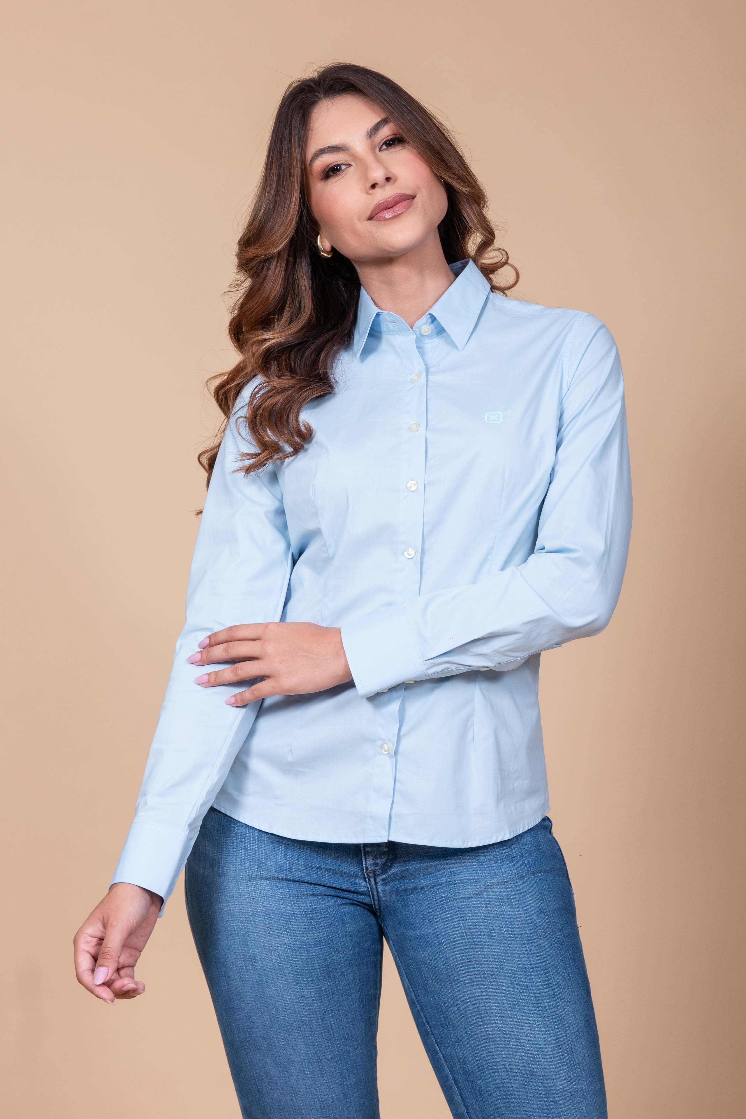 CAMISA SLIM TRICOLINE LISA BORDADA 12058L