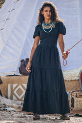 VESTIDO CUSTOM DECOTE APLICADO 40079V