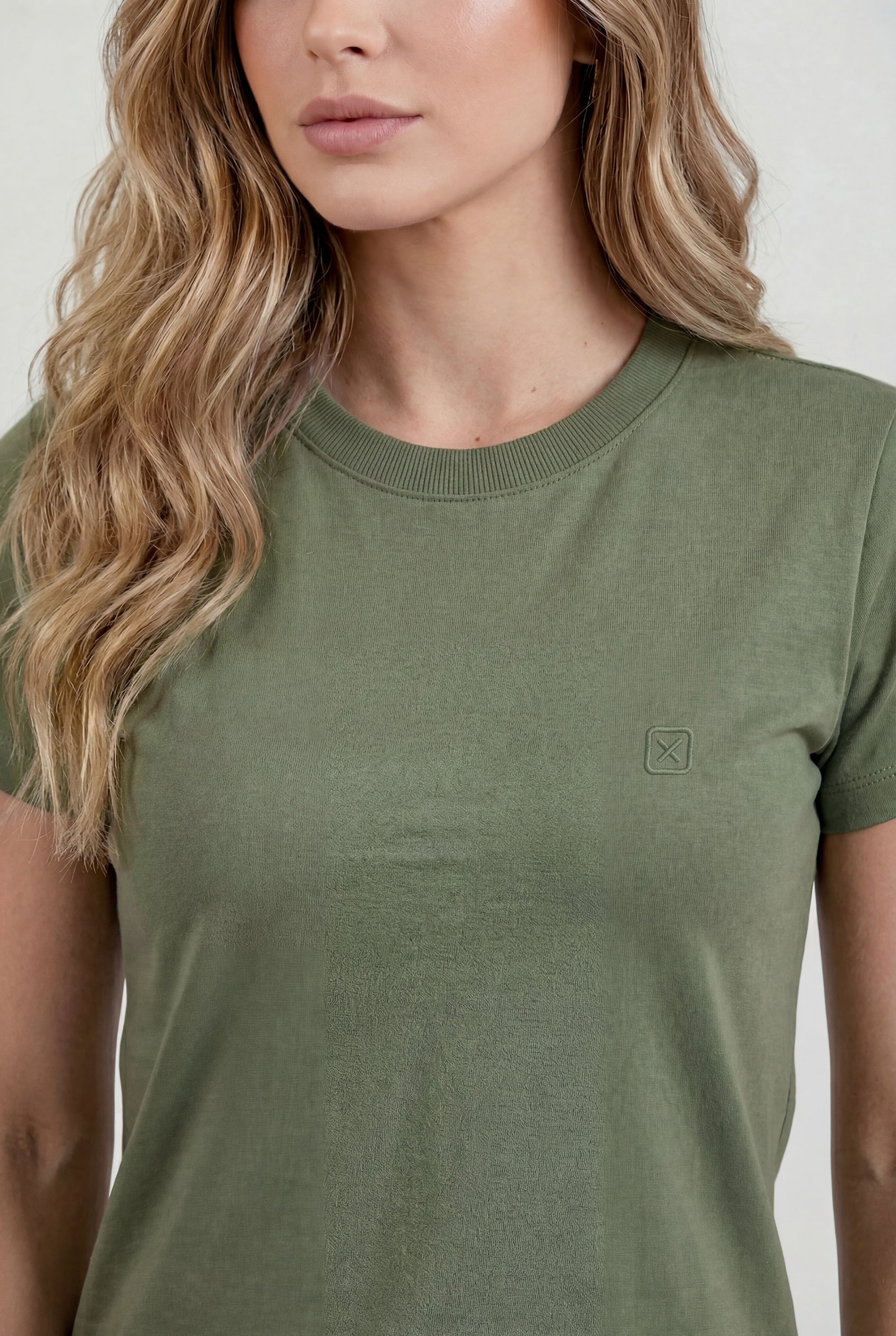 #COR_VERDE MILITAR