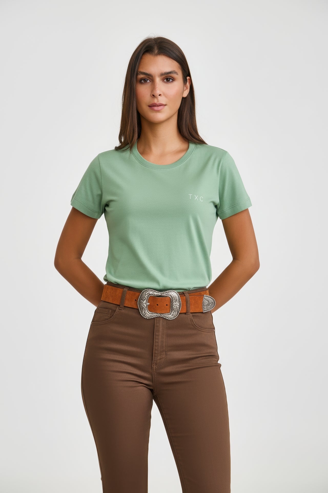 Imagem do produto 9897159360813 da cor 0070