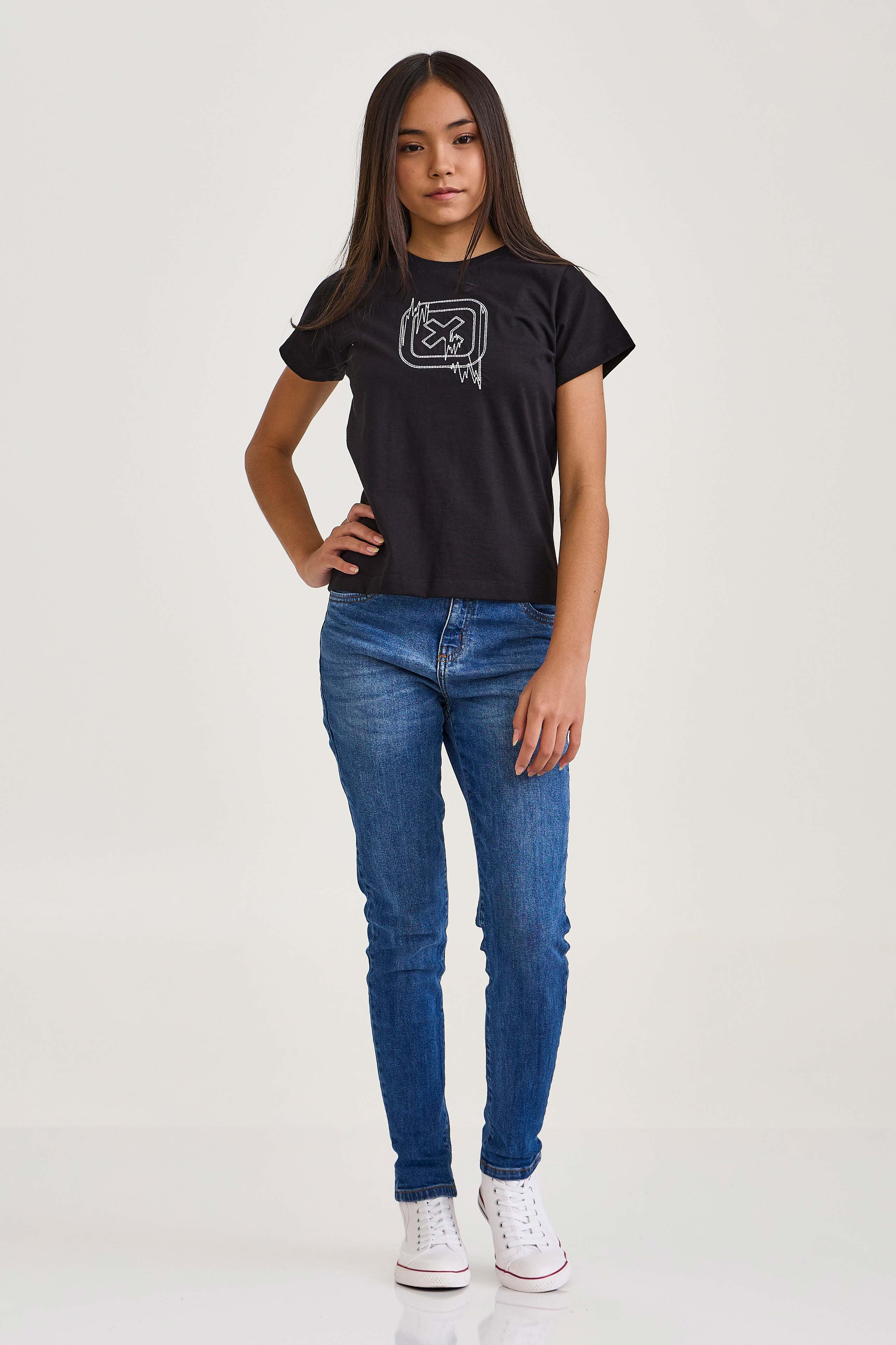 CAMISETA SLIM MEIA MALHA PENTEADA BORDADA 51041i INFANTIL