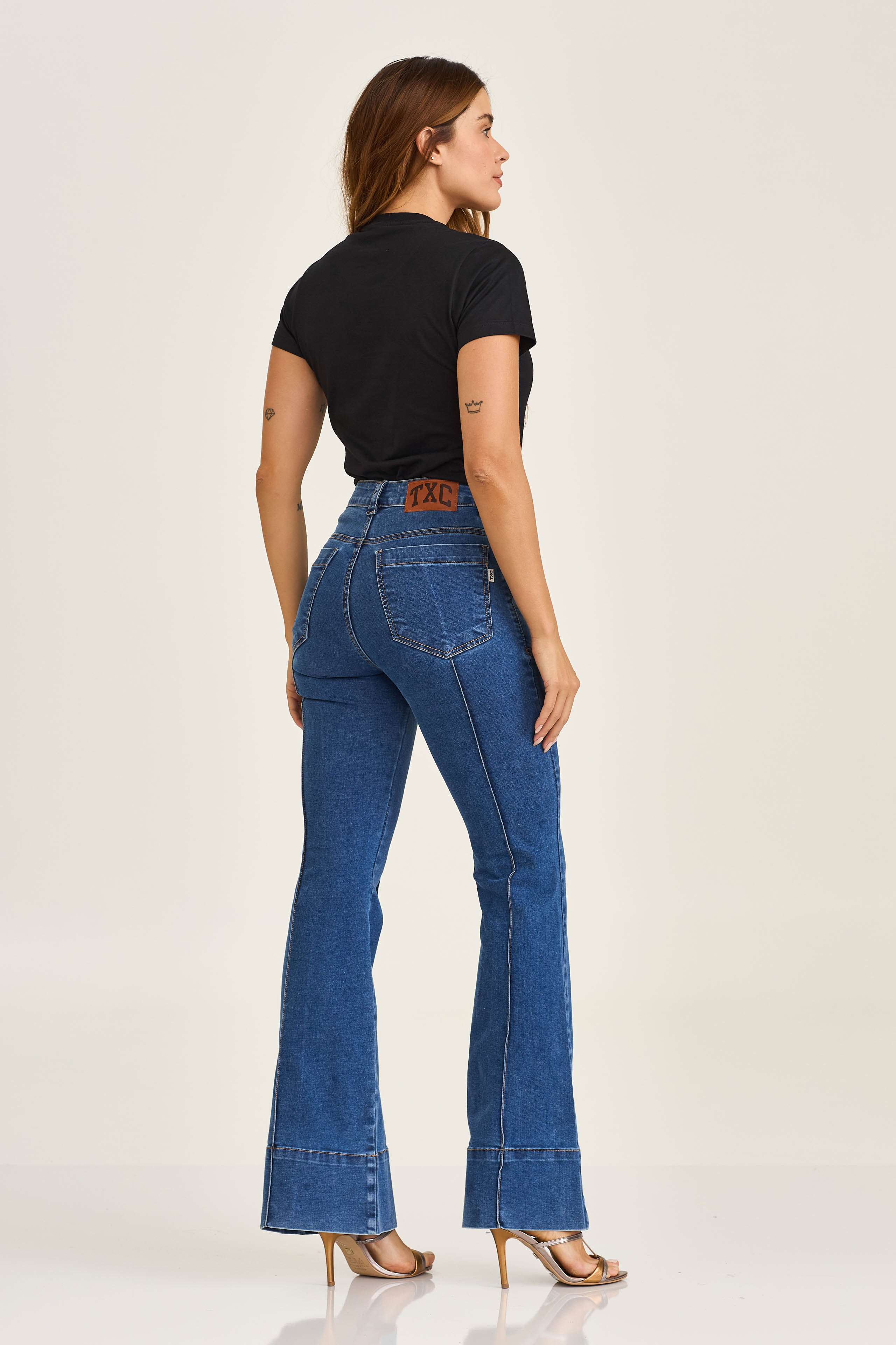 Imagem do produto 9896769716525 da cor 0002