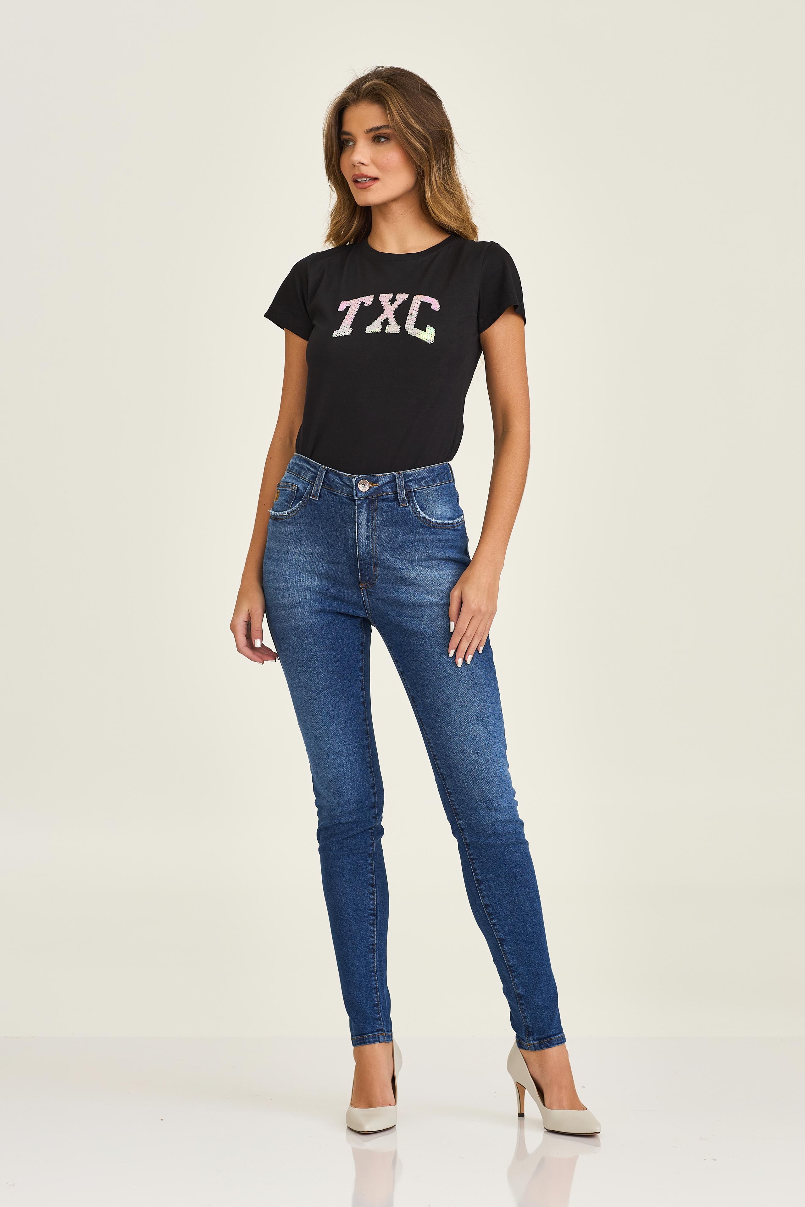 Imagem do produto 9896771780909 da cor 0002